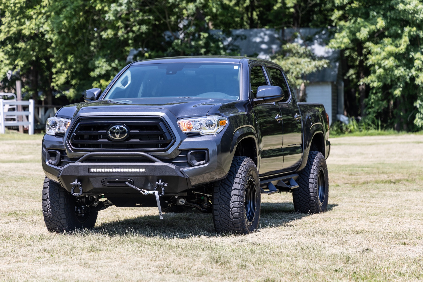 Front Bumper | Hybrid | 20" Blk LED | Toyota Tacoma 4WD (2016-2023) — view 4
