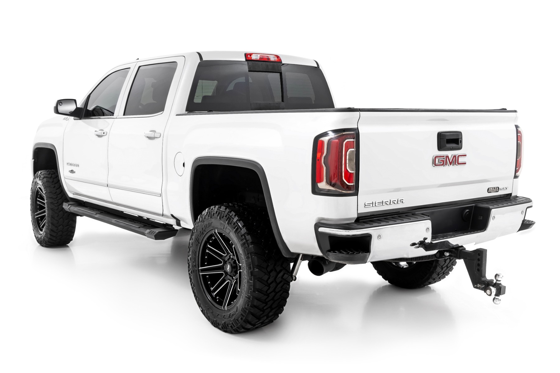 HD2 Aluminum Running Boards | Ext Cab | Chevy/GMC 1500/2500HD/3500HD (07-19 & Classic) — view 4