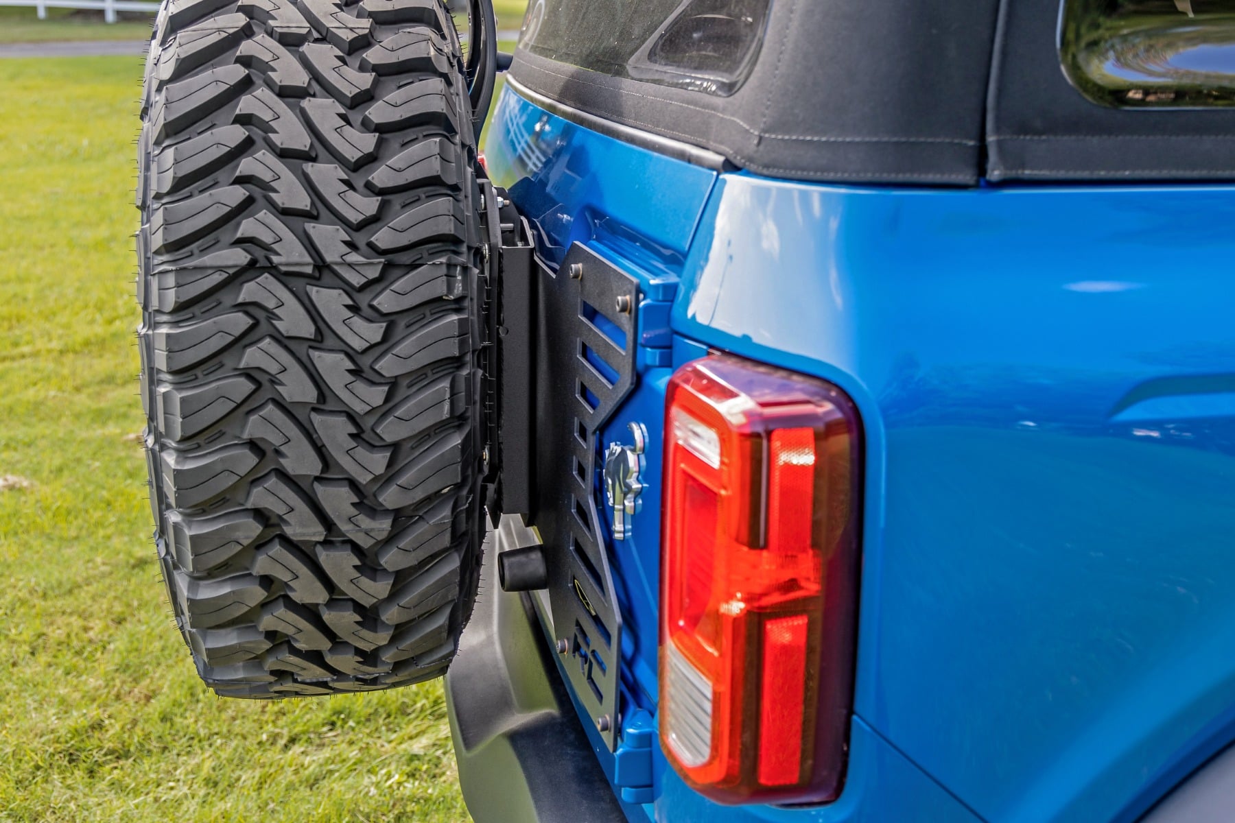 Spare Tire Relocation | Ford Bronco 4WD (2021-2026) — view 4