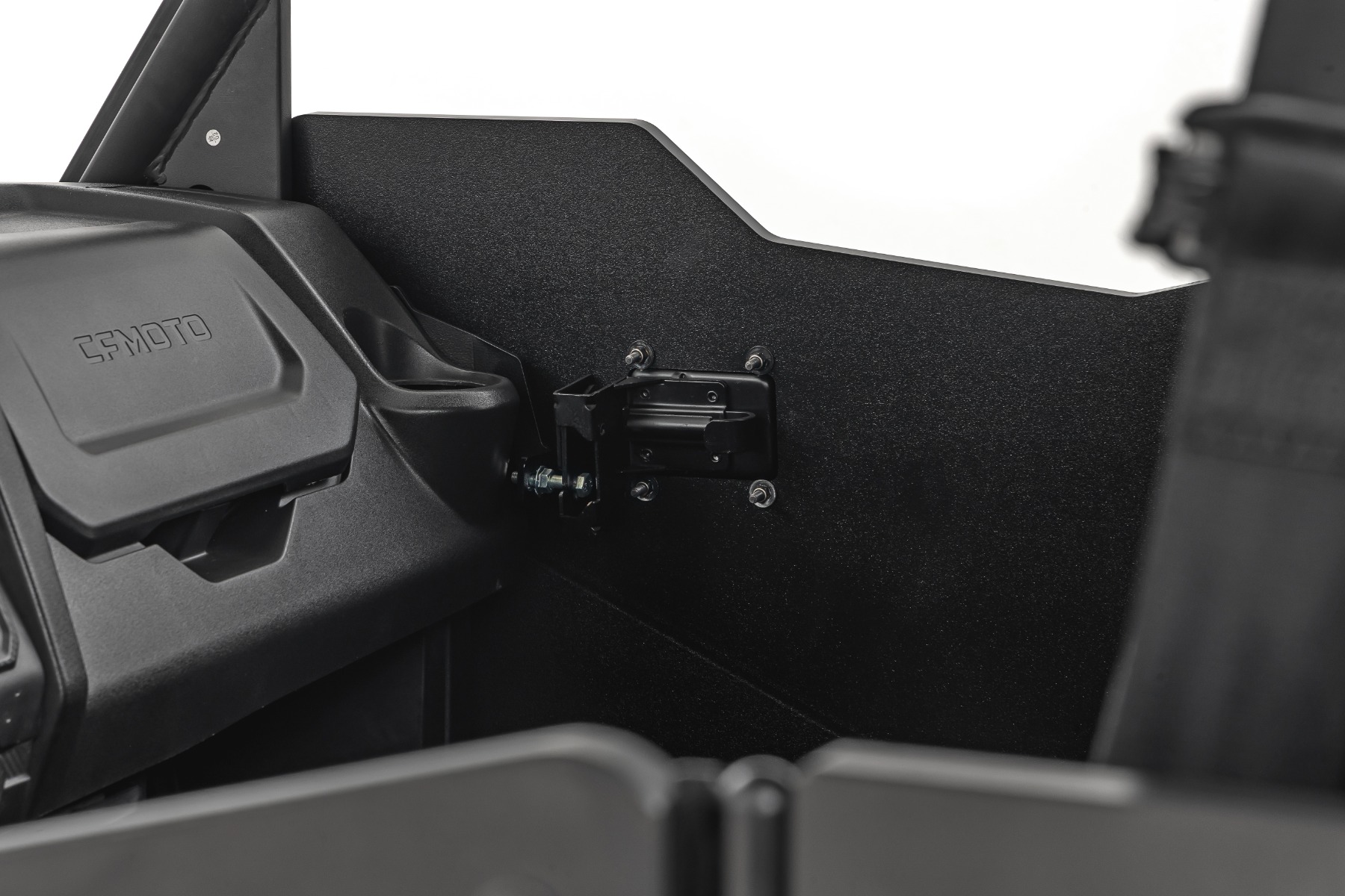 Half Door Kit | HDPE | 4 Door | CFMOTO UFORCE 1000 XL view 6