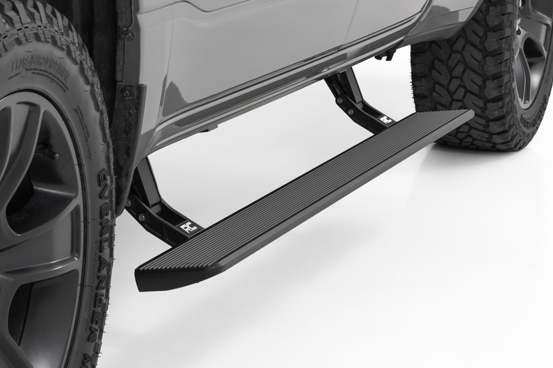 Power Running Boards | HT-Series | Quad Cab | Ram 1500 (19-26)/1500 TRX (21-24) — view 4