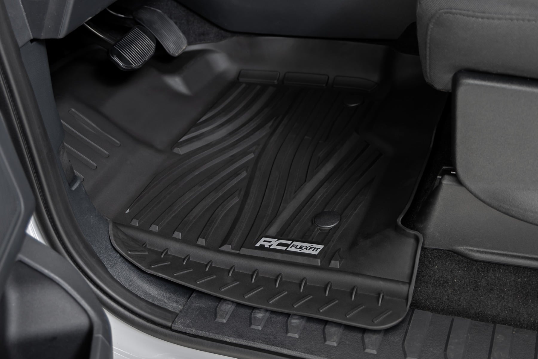 Flex-Fit Floor Mats | Front | Ford F-150 (15-26)/F-150 Lightning (22-26)/Raptor (17-26) — view 2