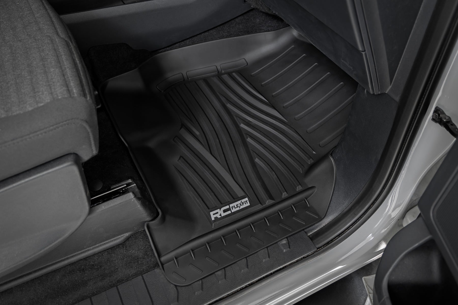 Flex-Fit Floor Mats | Front | Ford F-150 (15-26)/F-150 Lightning (22-26)/Raptor (17-26) — view 3