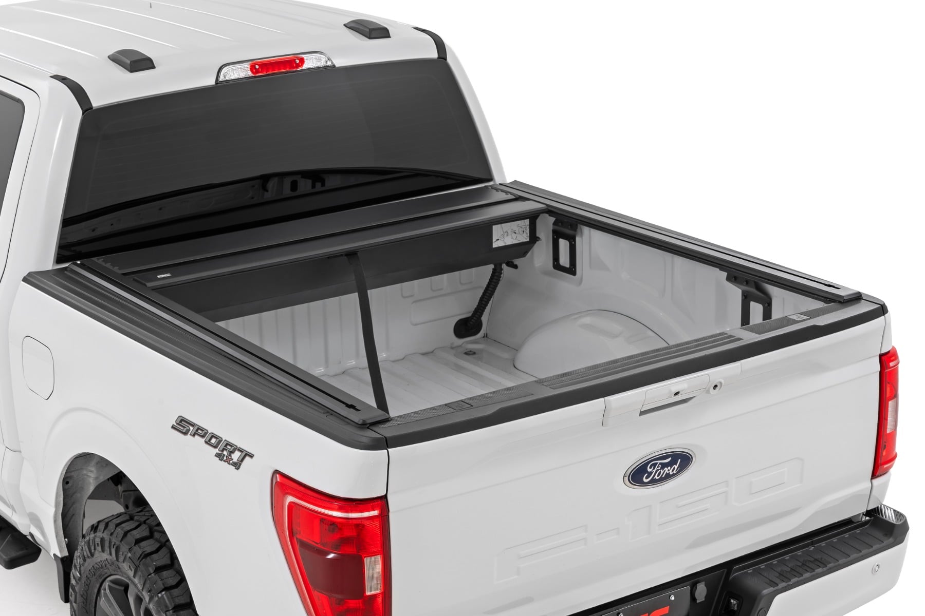 Manual Retractable Bed Cover | 5'7" Bed | Ford F-150 (15-26)/F-150 Lightning (22-26) view 3