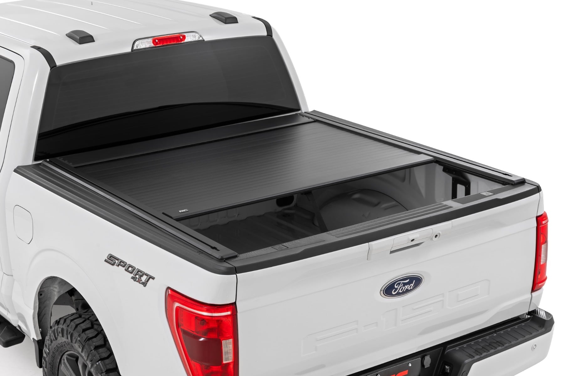 Manual Retractable Bed Cover | 5'7" Bed | Ford F-150 (15-26)/F-150 Lightning (22-26) view 2