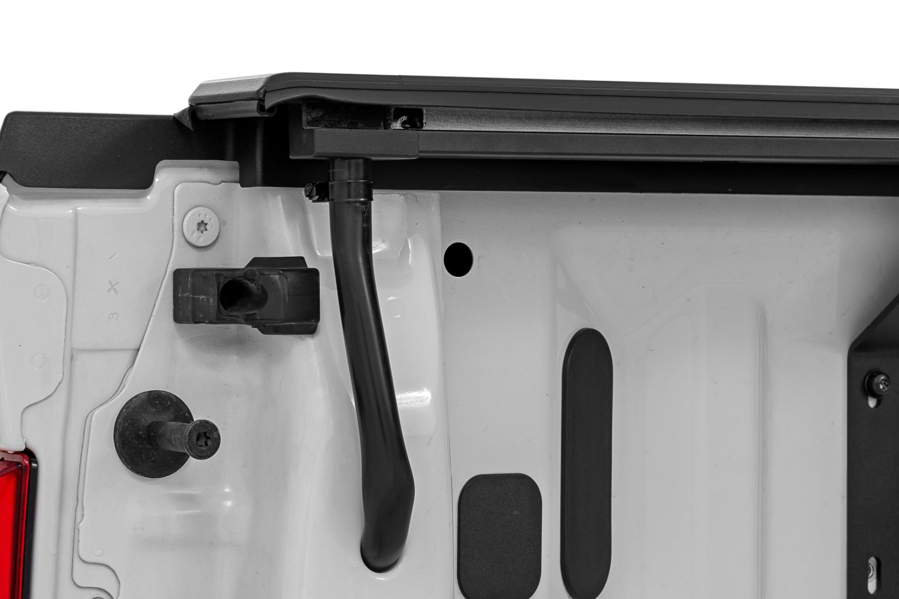 Manual Retractable Bed Cover | 5'7" Bed | Ford F-150 (15-26)/F-150 Lightning (22-26) — view 6