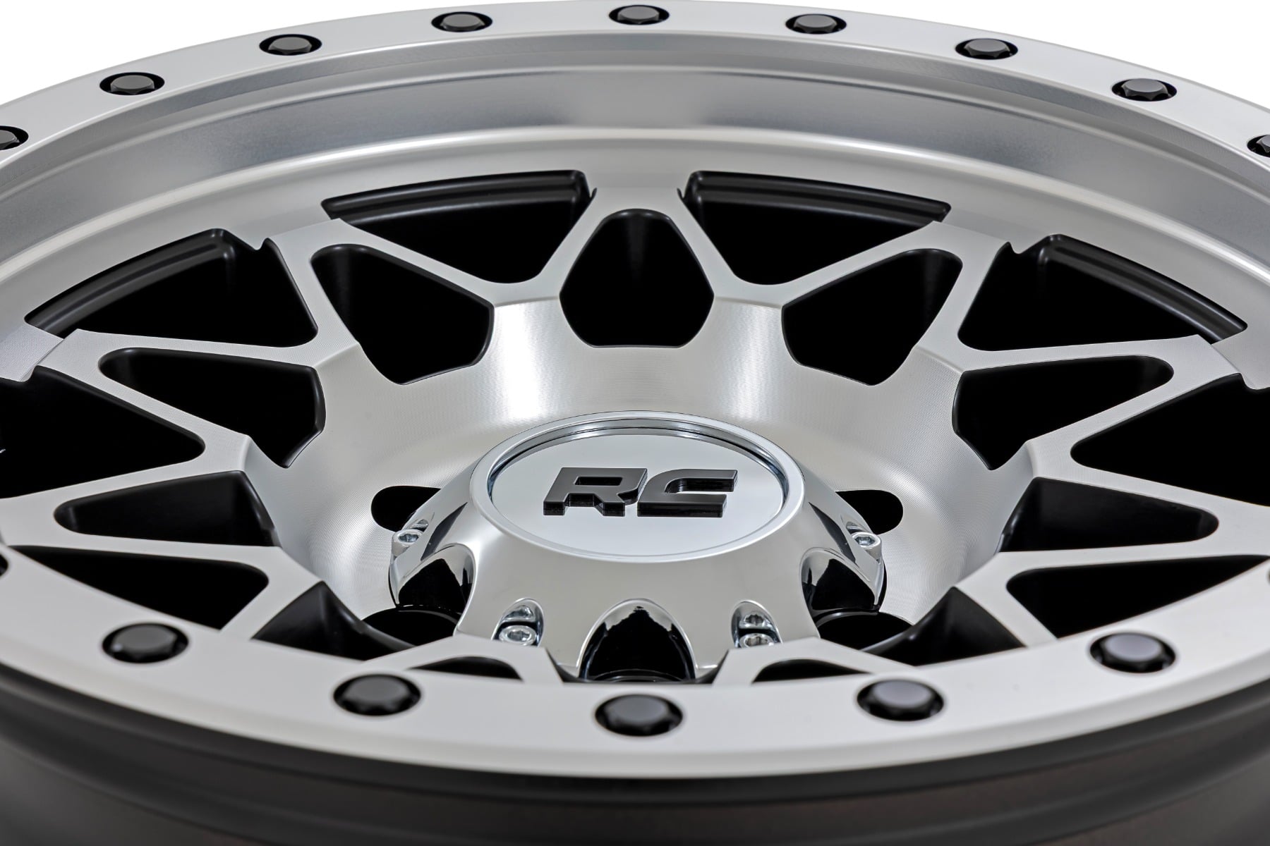 Rough Country 78 Series Wheel | Simulated Beadlock | Full Machine | 18x9 | 6x5.5 | -12mm — view 4