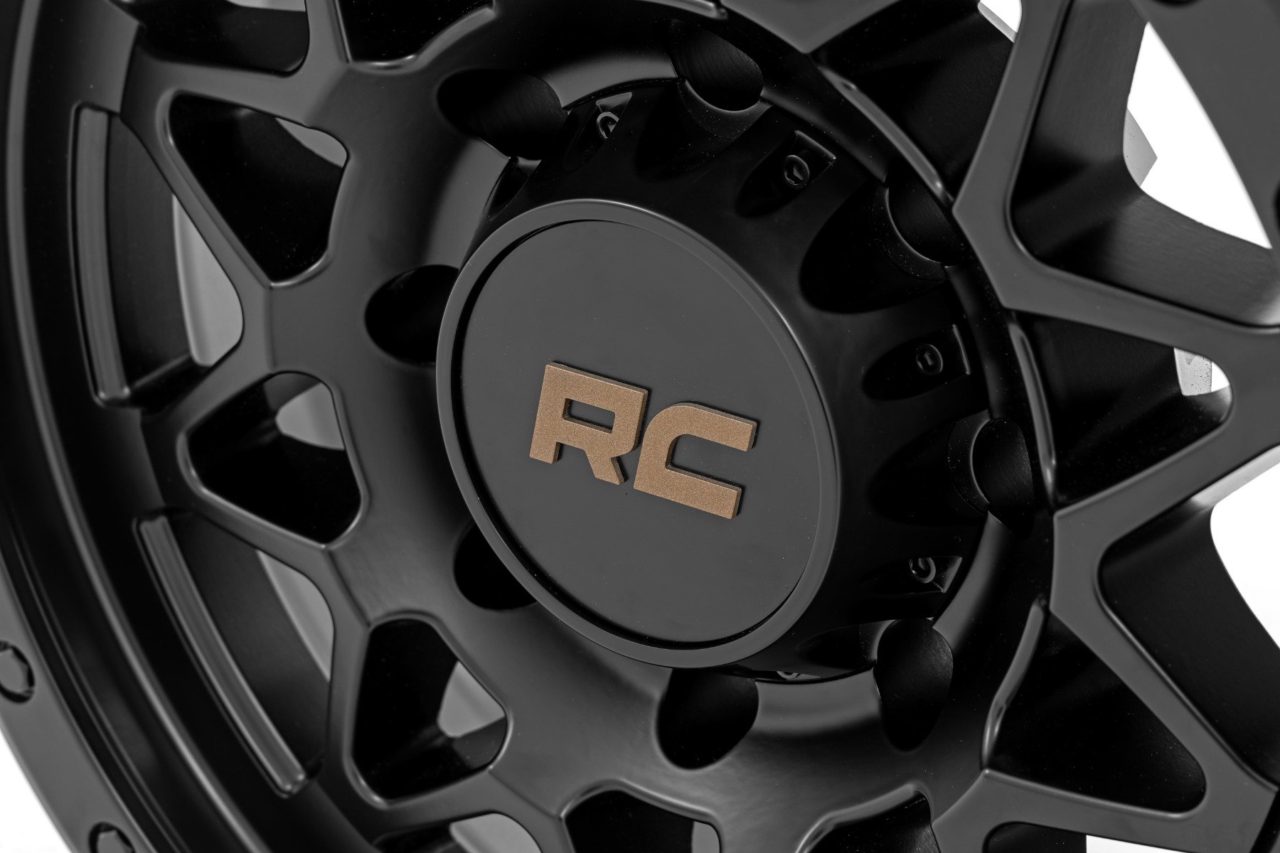 Rough Country 78 Series Wheel | Simulated Beadlock | Bronze
