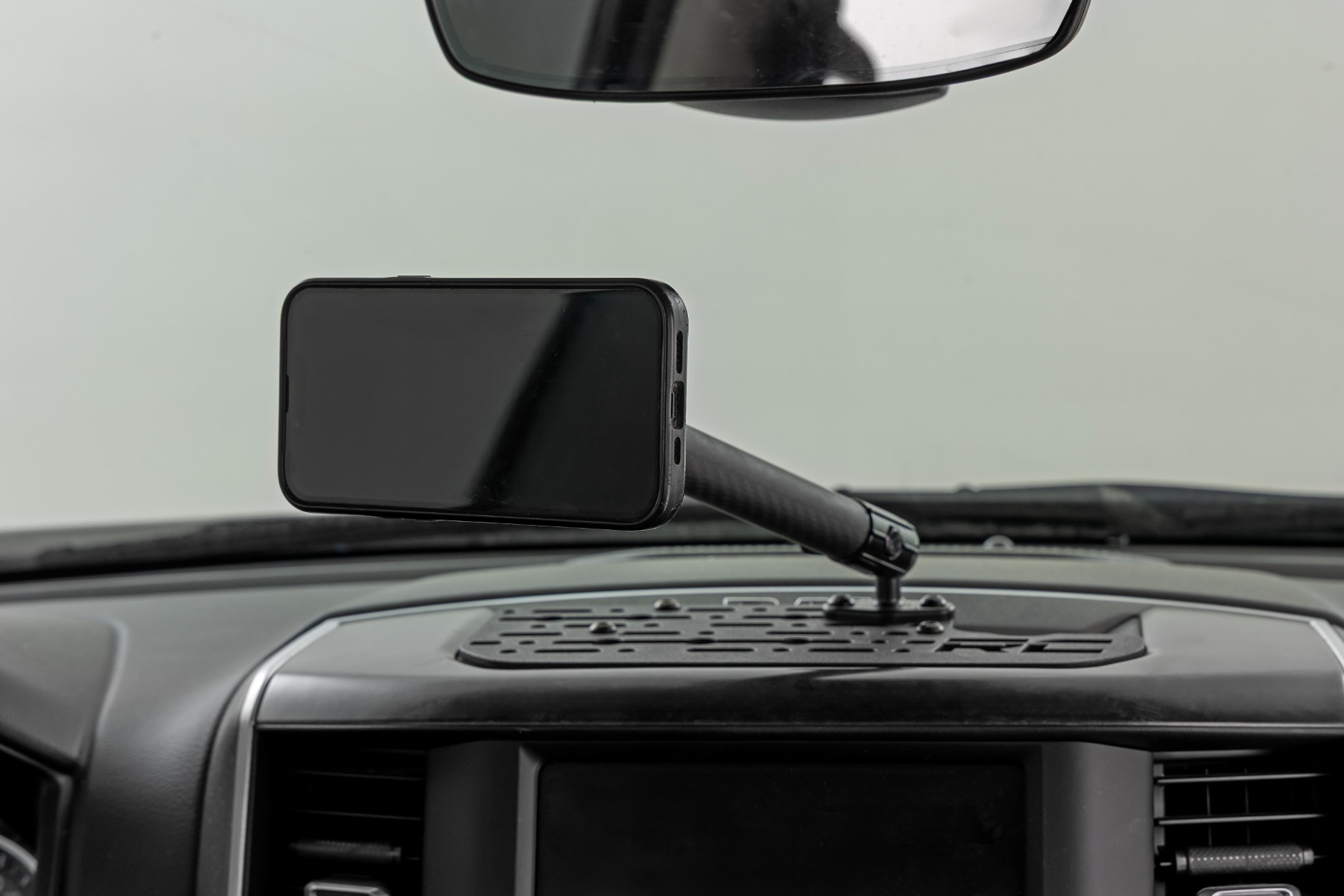 Dash Mount | 10" Mag Safe Mount Kit | 8in Screen | Ram 1500 2WD/4WD (19-26) — view 2