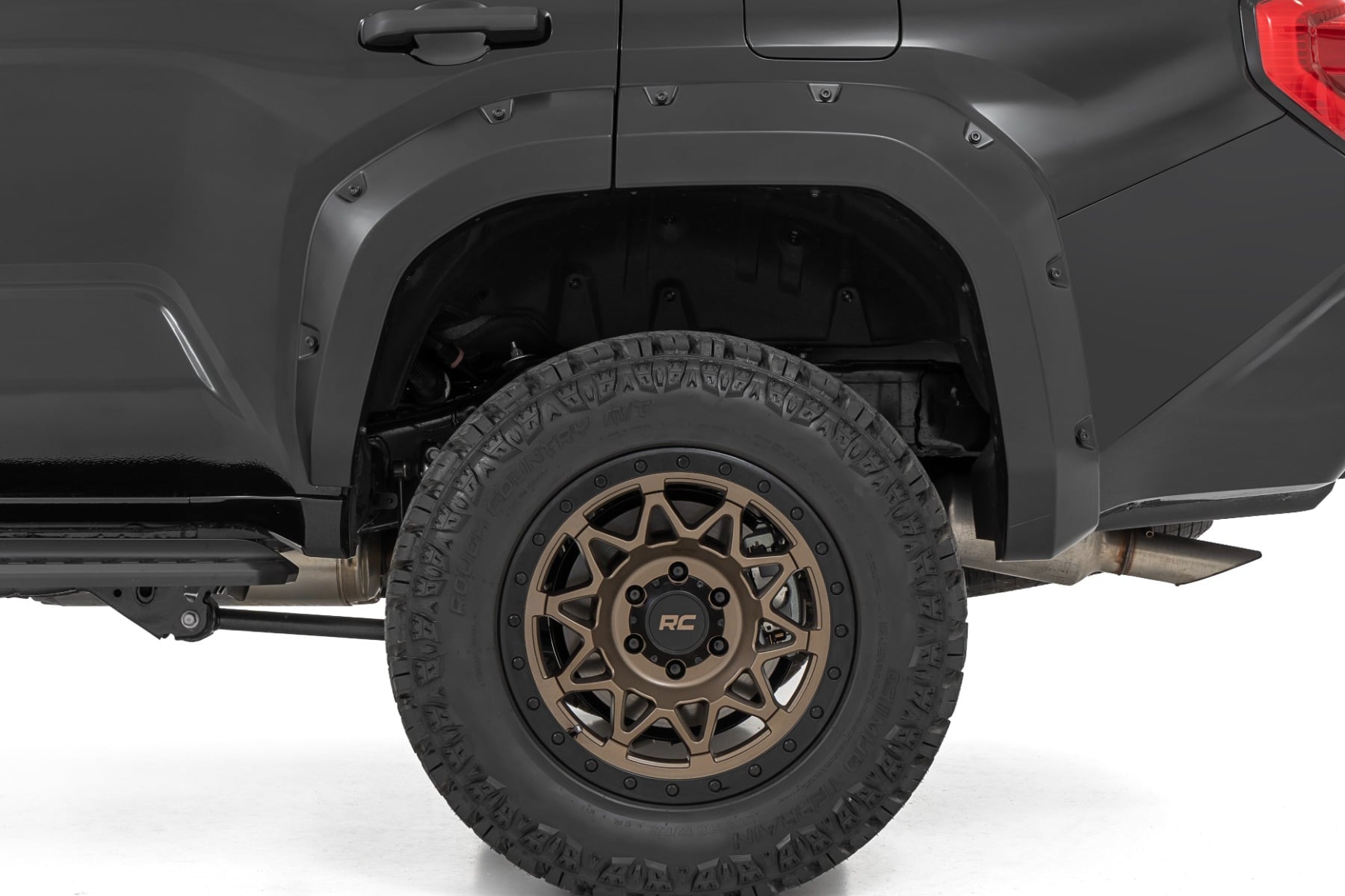 Fender Flares | 040 Super White | Toyota 4Runner 2WD/4WD (2025-2026) — view 5