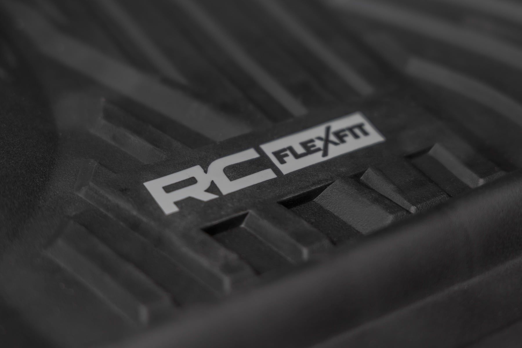 Flex-Fit Floor Mats | FR & RR | FR Bucket | Crew | Chevy/GMC 1500/2500HD/3500HD 2WD/4WD — view 6