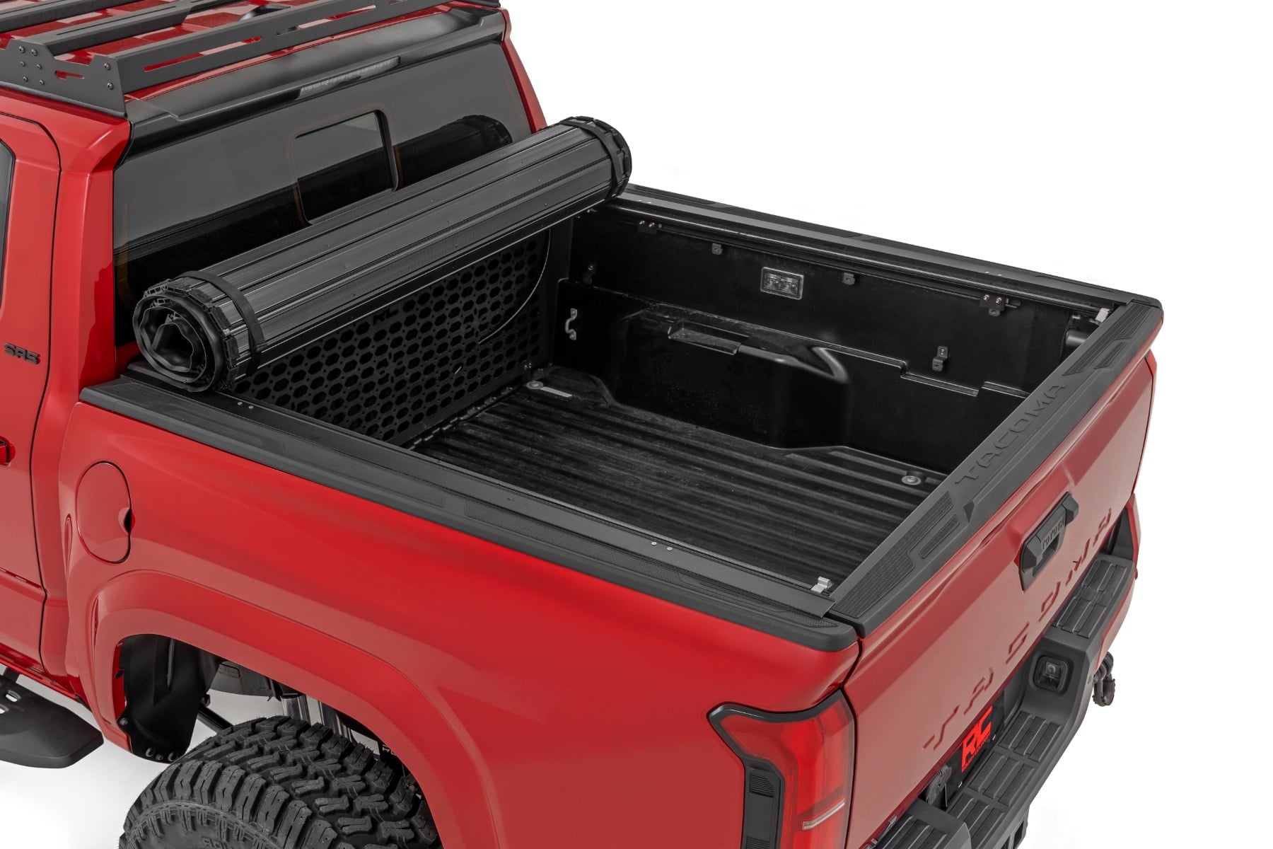 Hard Roll Up Bed Cover | 5' Bed | Toyota Tacoma 2WD/4WD (2024-2026) — view 2