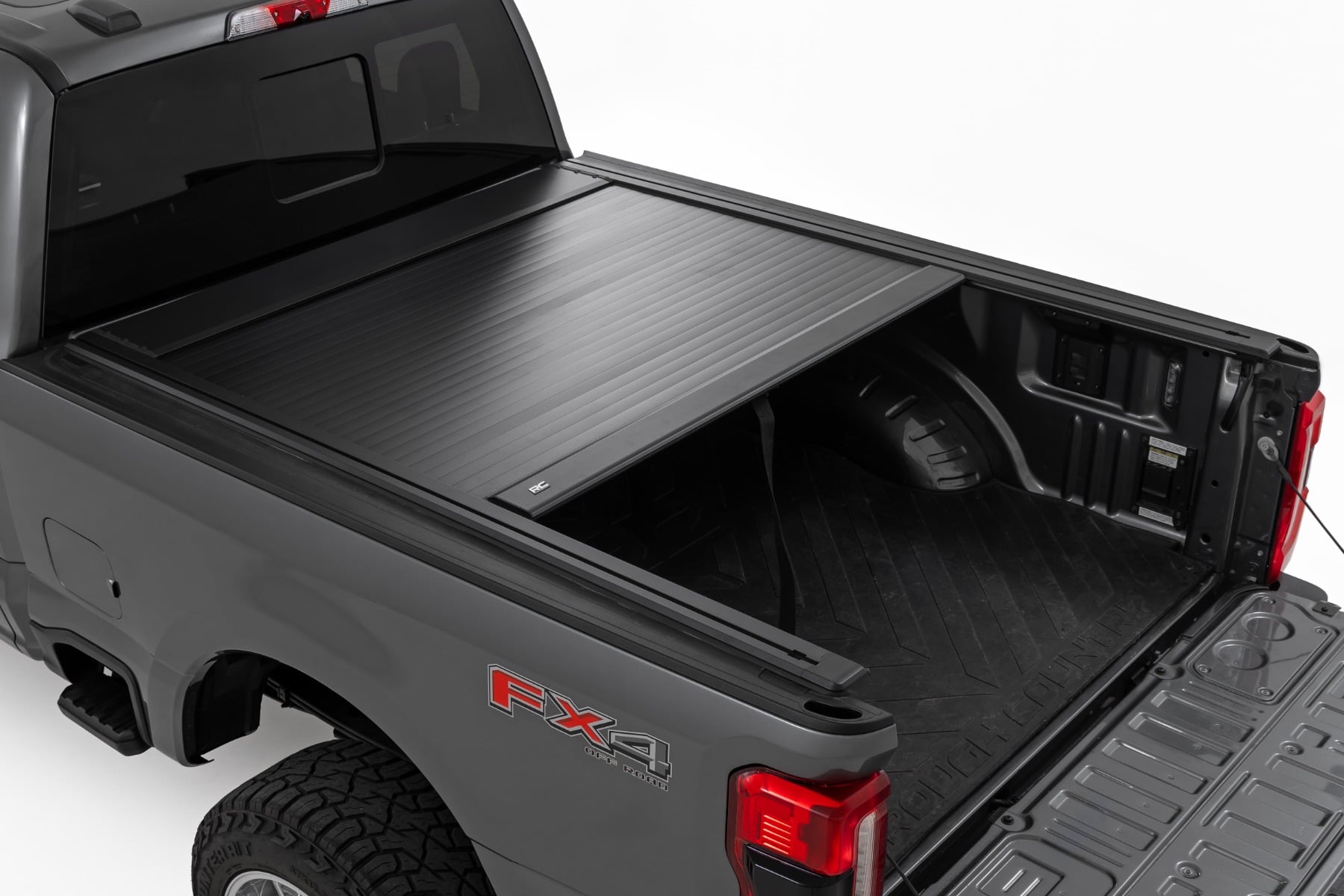 Manual Retractable Bed Cover | 6'10" Bed | Ford F-250/F-350 Super Duty (17-26) view 2