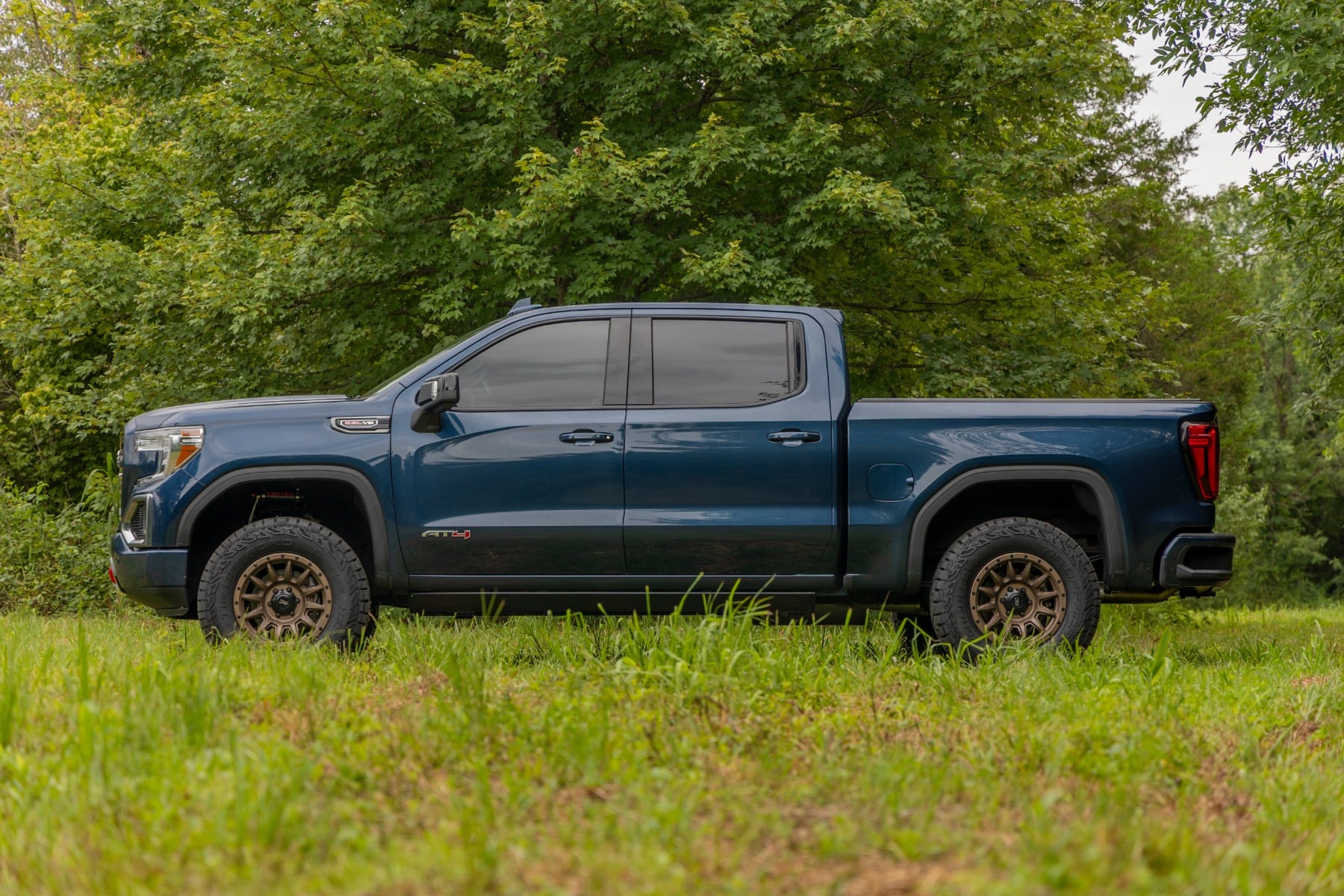3.5 Inch Lift Kit | Mono Leaf Rear | Vertex | GMC Sierra 1500 2WD/4WD (19-24) view 4