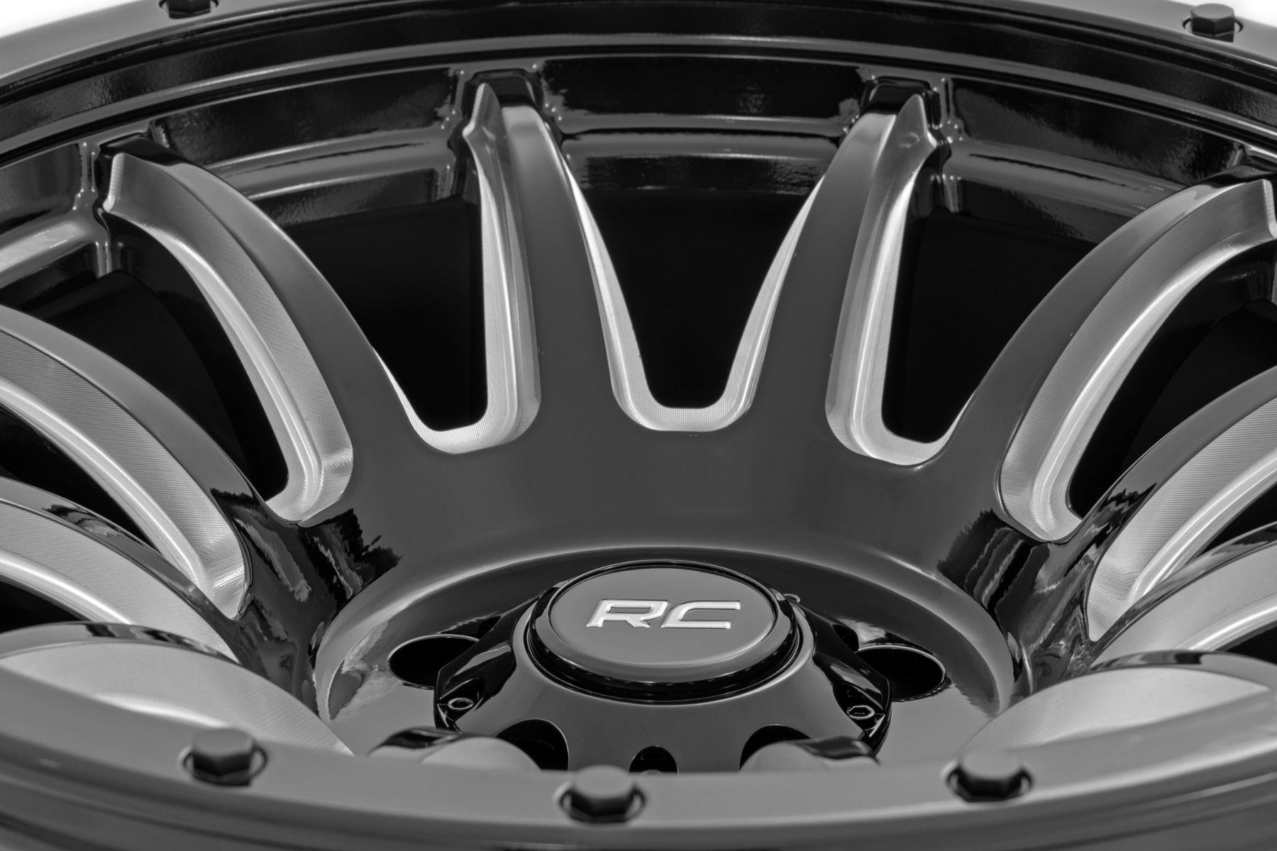 Rough Country 90 Series Wheel | One-Piece | Gloss Black w