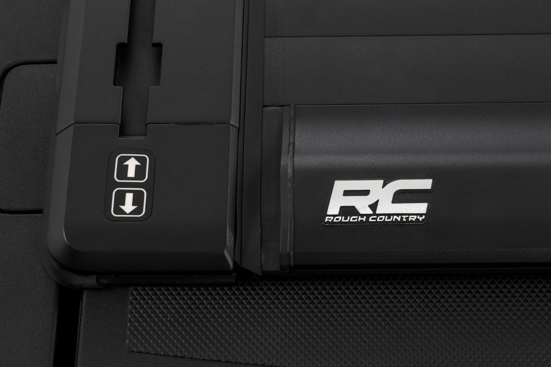 Powered Retractable Bed Cover | 6'7" Bed | Ford F-150 (15-26)/F-150 Lightning (22-26) — view 6