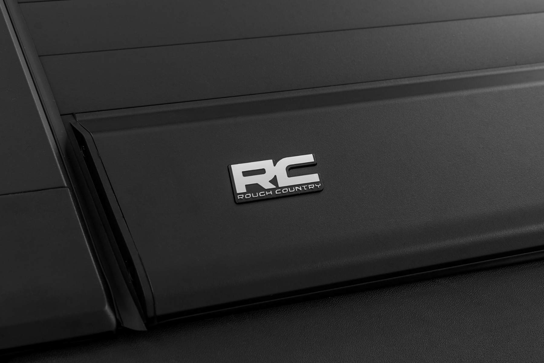 Manual Retractable Bed Cover | 5'7" Bed | Ram 1500 (19-26)/1500 TRX (21-24) — view 5
