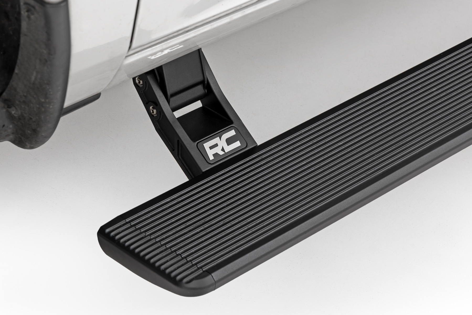 Power Running Boards | HT-Series | Quad Cab | Ram 1500 2WD/4WD (2009-2018 & Classic) — view 4
