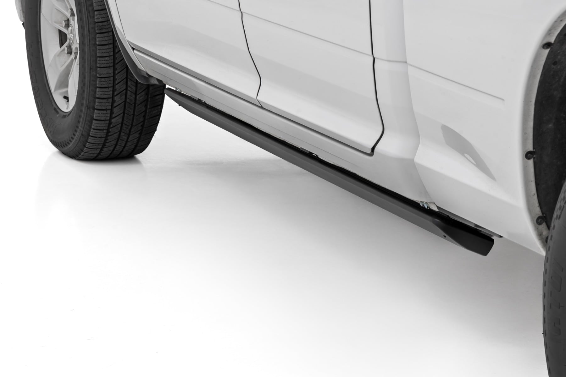 Power Running Boards | HT-Series | Quad Cab | Ram 1500 2WD/4WD (2009-2018 & Classic) — view 2