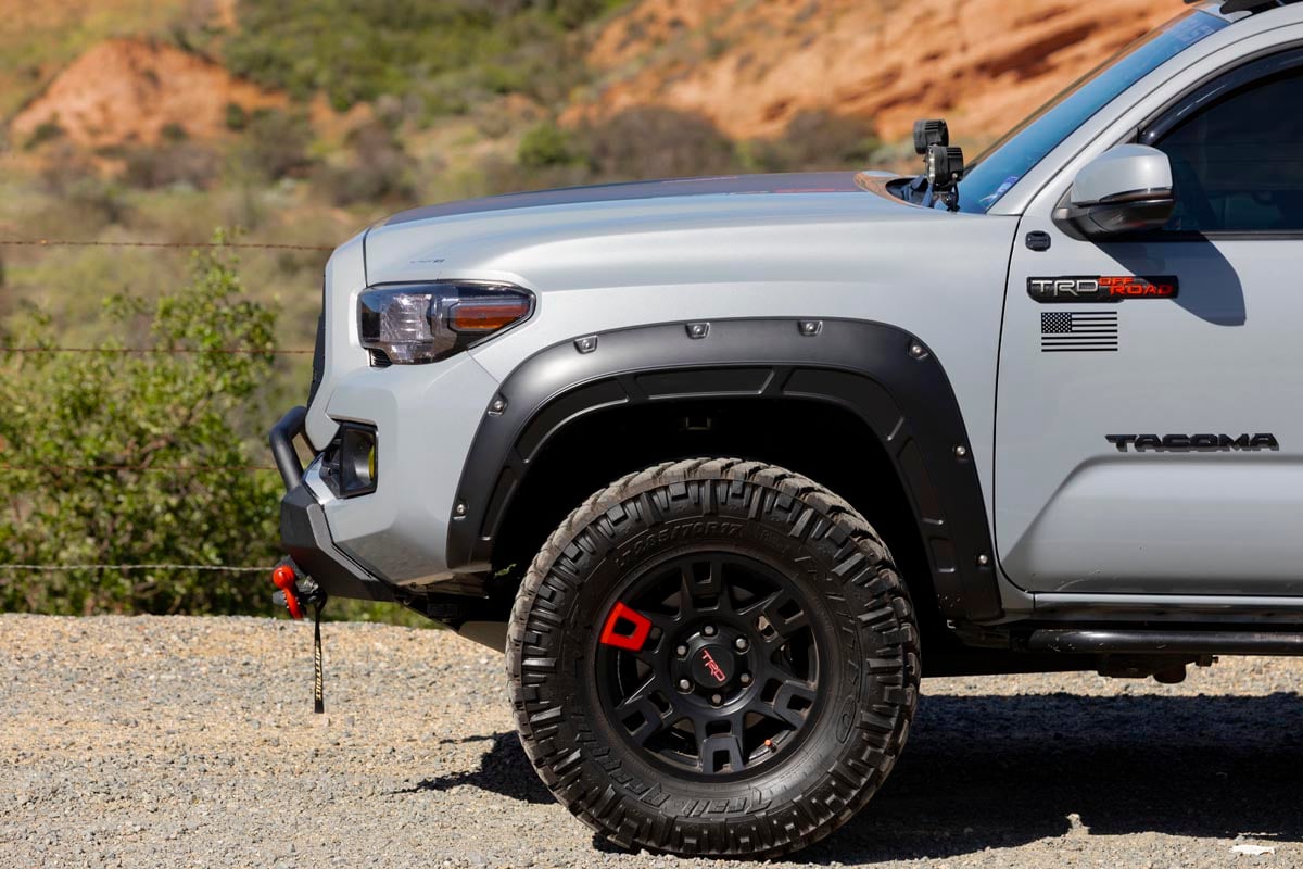Defender Fender Flares | Toyota Tacoma 2WD/4WD (2016-2023) — view 3