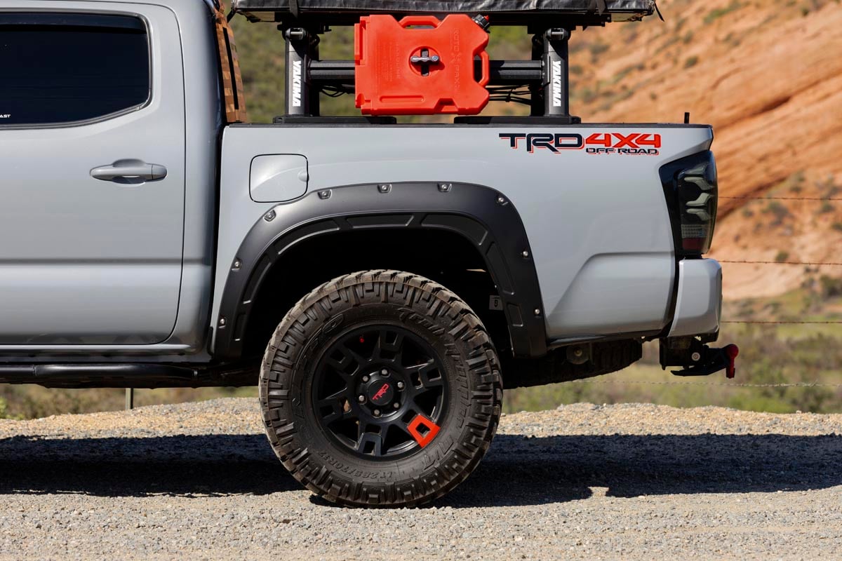 Defender Fender Flares | 4X0 Inferno | Toyota Tacoma 2WD/4WD (2016-2023) view 4