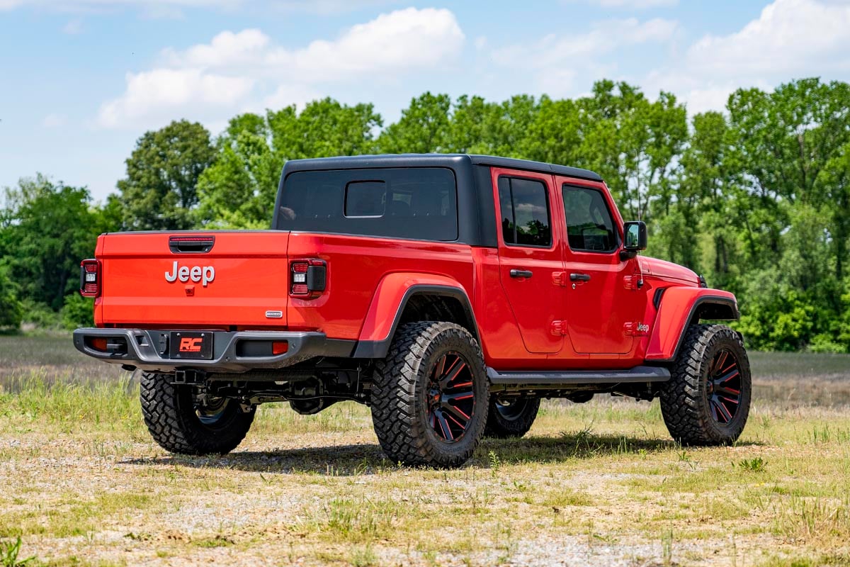 2.5 Inch Leveling Kit | Spacers | Jeep Gladiator JT 4WD (2020-2023) — view 3