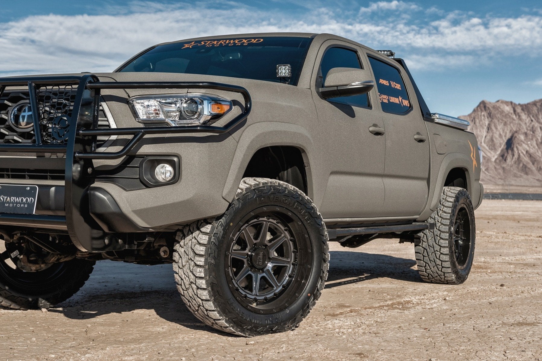 265/70R17 Venom Terra Hunter R/T — view 5