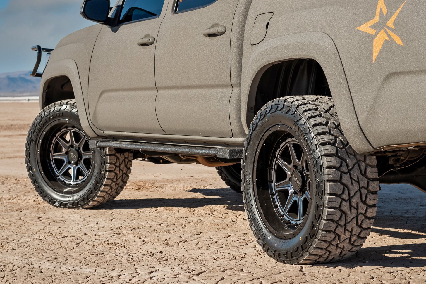 265/70R17 Venom Terra Hunter R/T — view 6