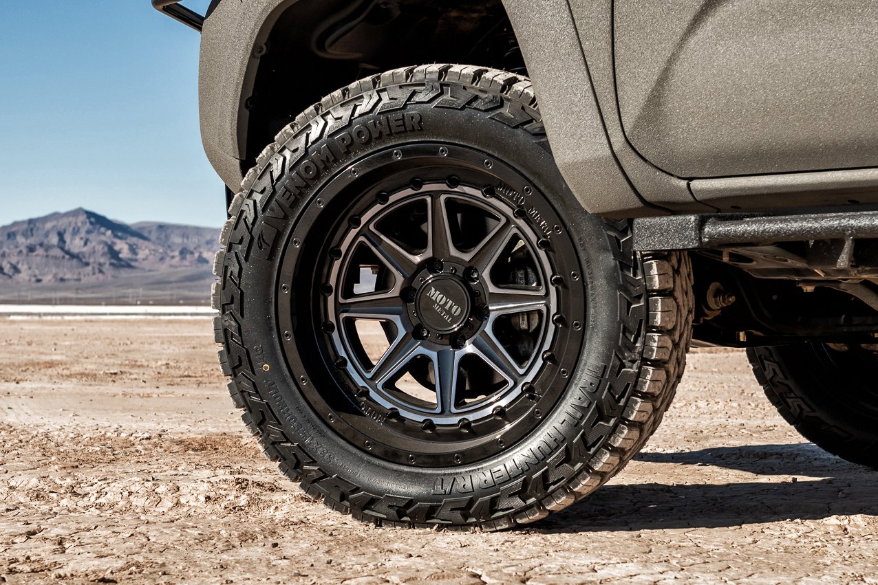 265/70R17 Venom Terra Hunter R/T view 3