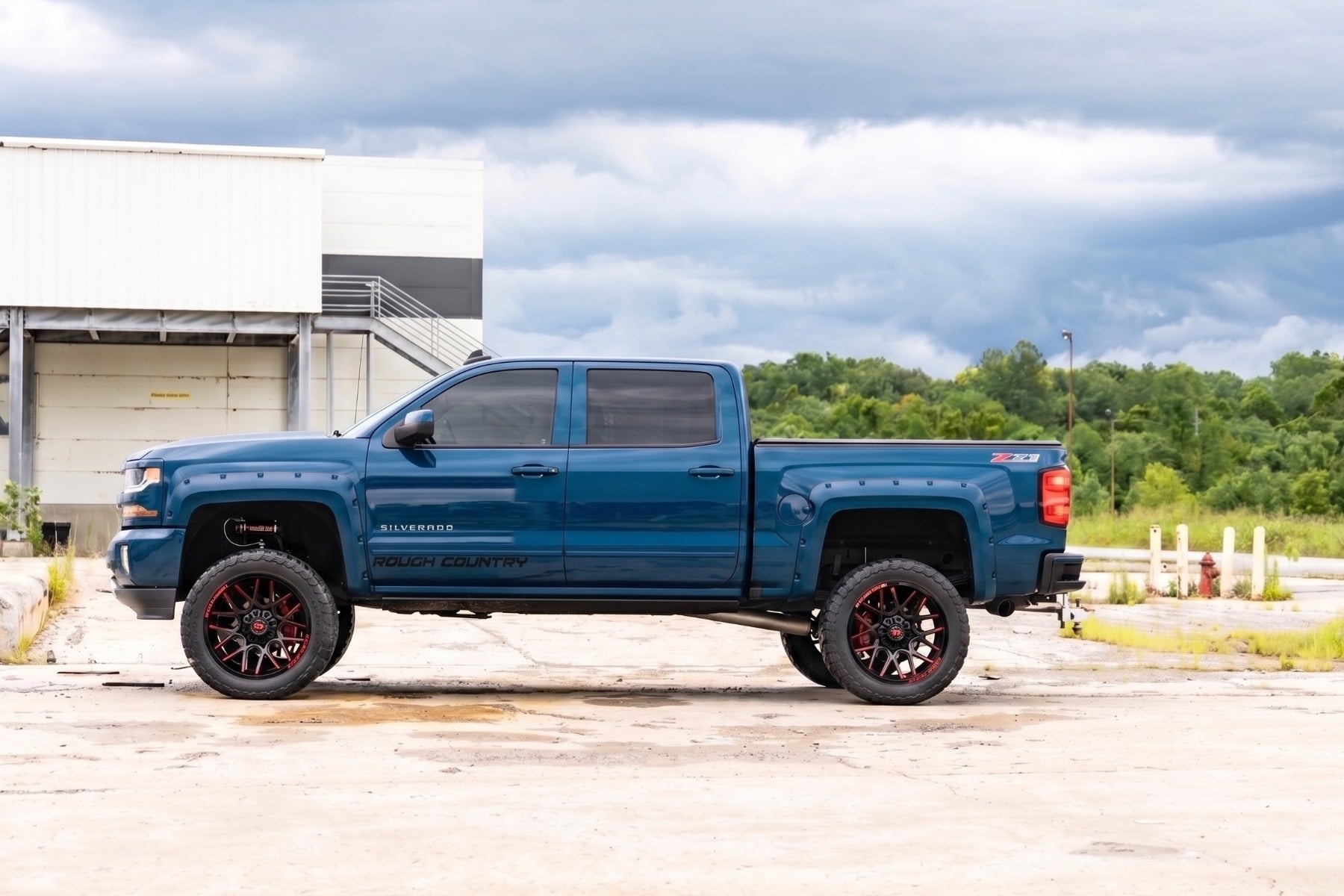 Pocket Fender Flares | 5'9" Bed | G1K Deep Ocean Blue | Chevy Silverado 1500 (14-18 & Classic) view 5