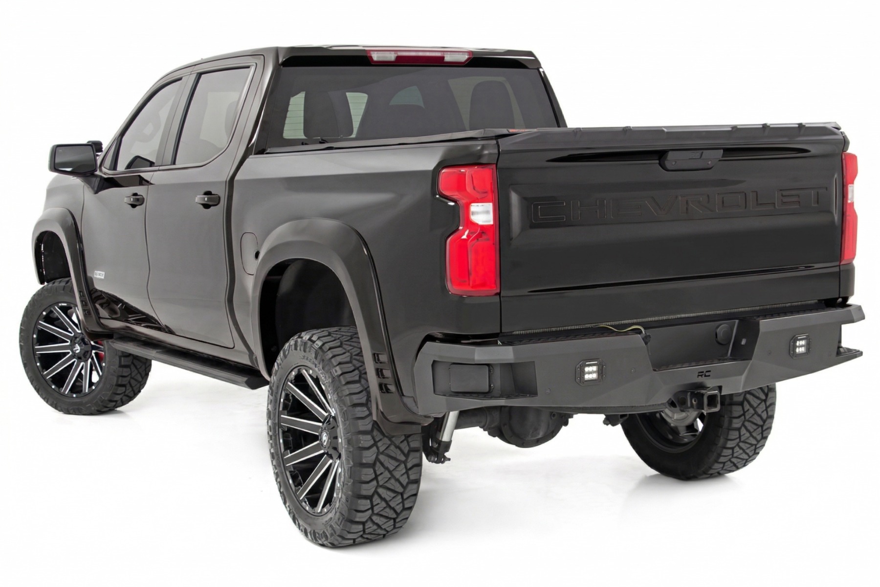 SF1 Fender Flares | GB8 Mosaic Black | Chevy Silverado 1500 2WD/4WD (19-26) view 3