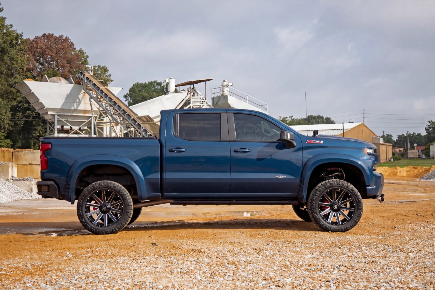 SF1 Fender Flares | GA0 Northsky Blue | Chevy Silverado 1500 2WD/4WD (19-26) — view 6