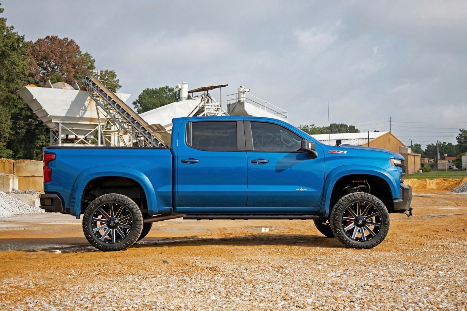 SF1 Fender Flares | GJV Riptide Blue | Chevy Silverado 1500 2WD/4WD (19-26) view 6