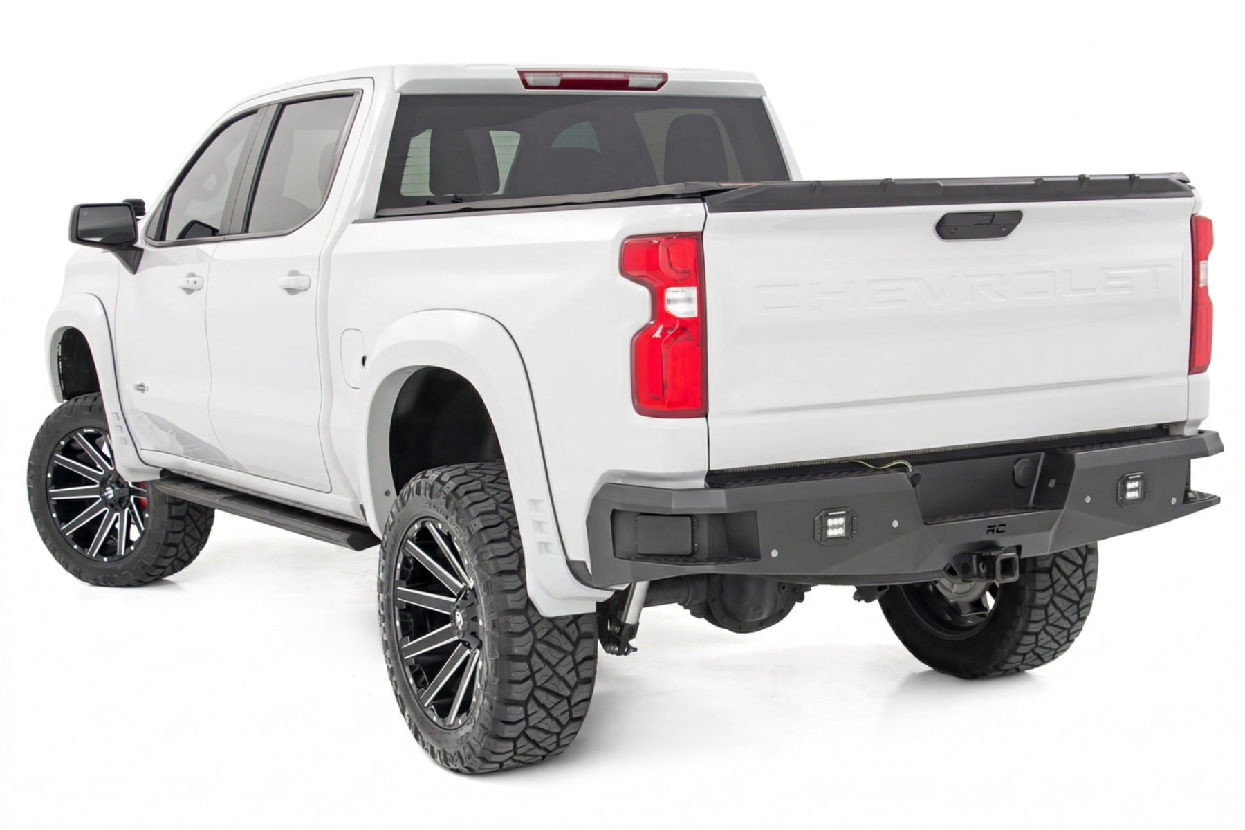 SF1 Fender Flares | GAZ Summit White | Chevy Silverado 1500 2WD/4WD (19-26) — view 3