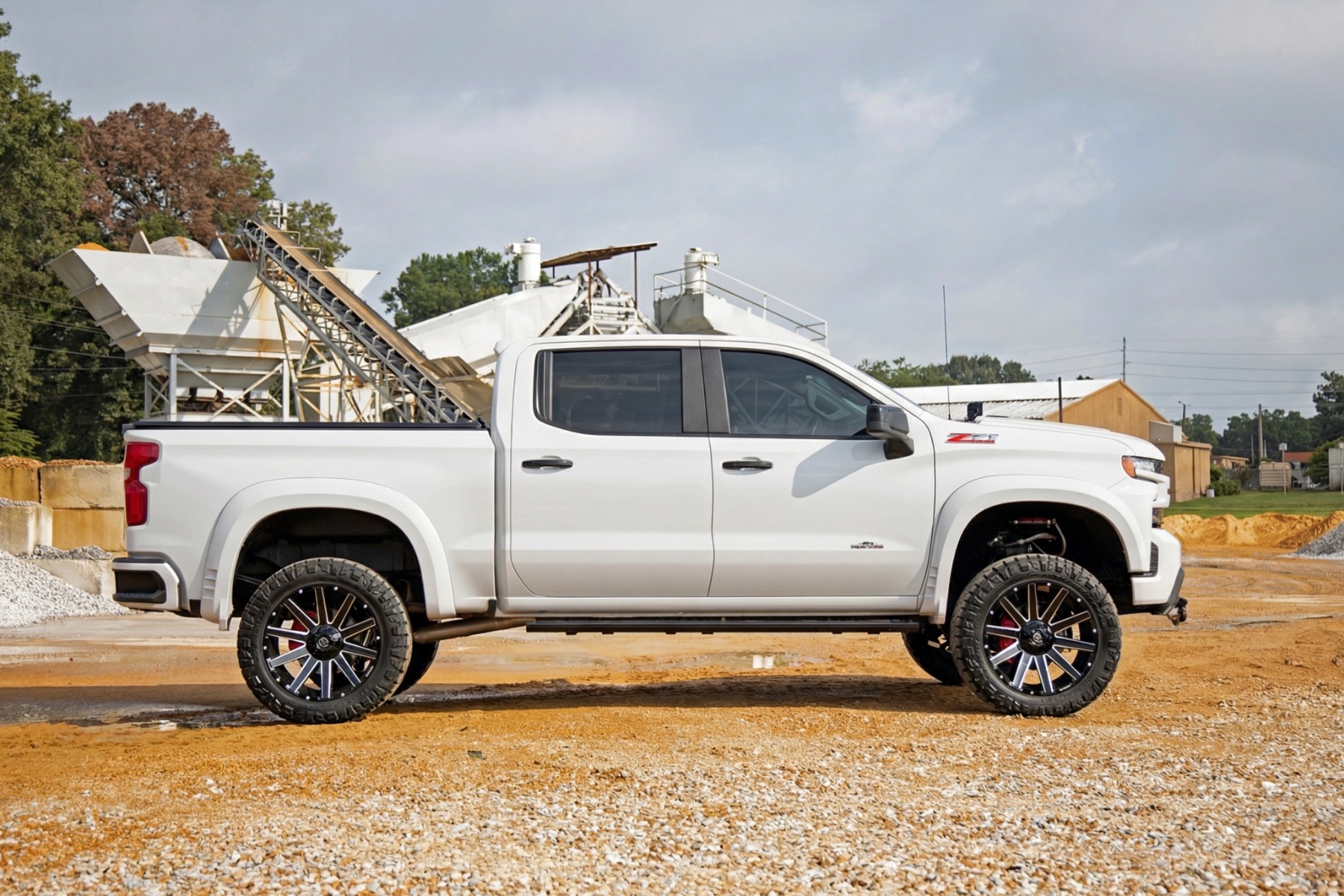 SF1 Fender Flares | GAZ Summit White | Chevy Silverado 1500 2WD/4WD (19-26) — view 6