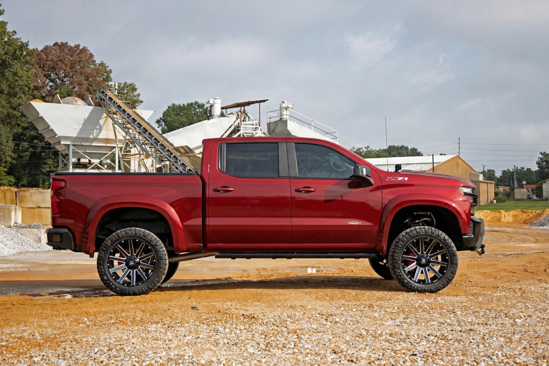 SF1 Fender Flares | GCN Victory Red | Chevy Silverado 1500 2WD/4WD (19-26) view 6