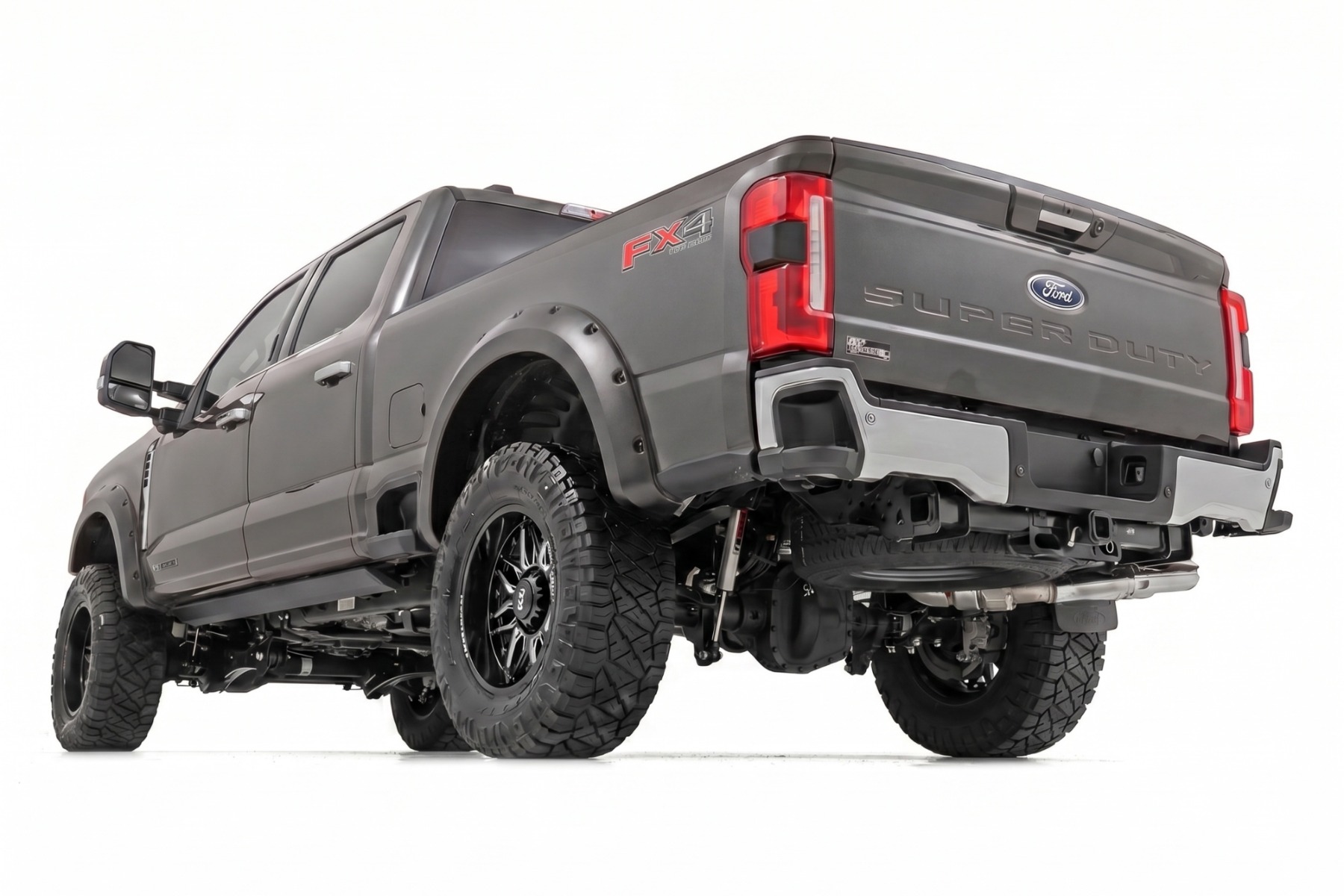 Pocket Fender Flares | M7 Carbonized Gray | Ford F-250/F-350 Super Duty (23-26) — view 3