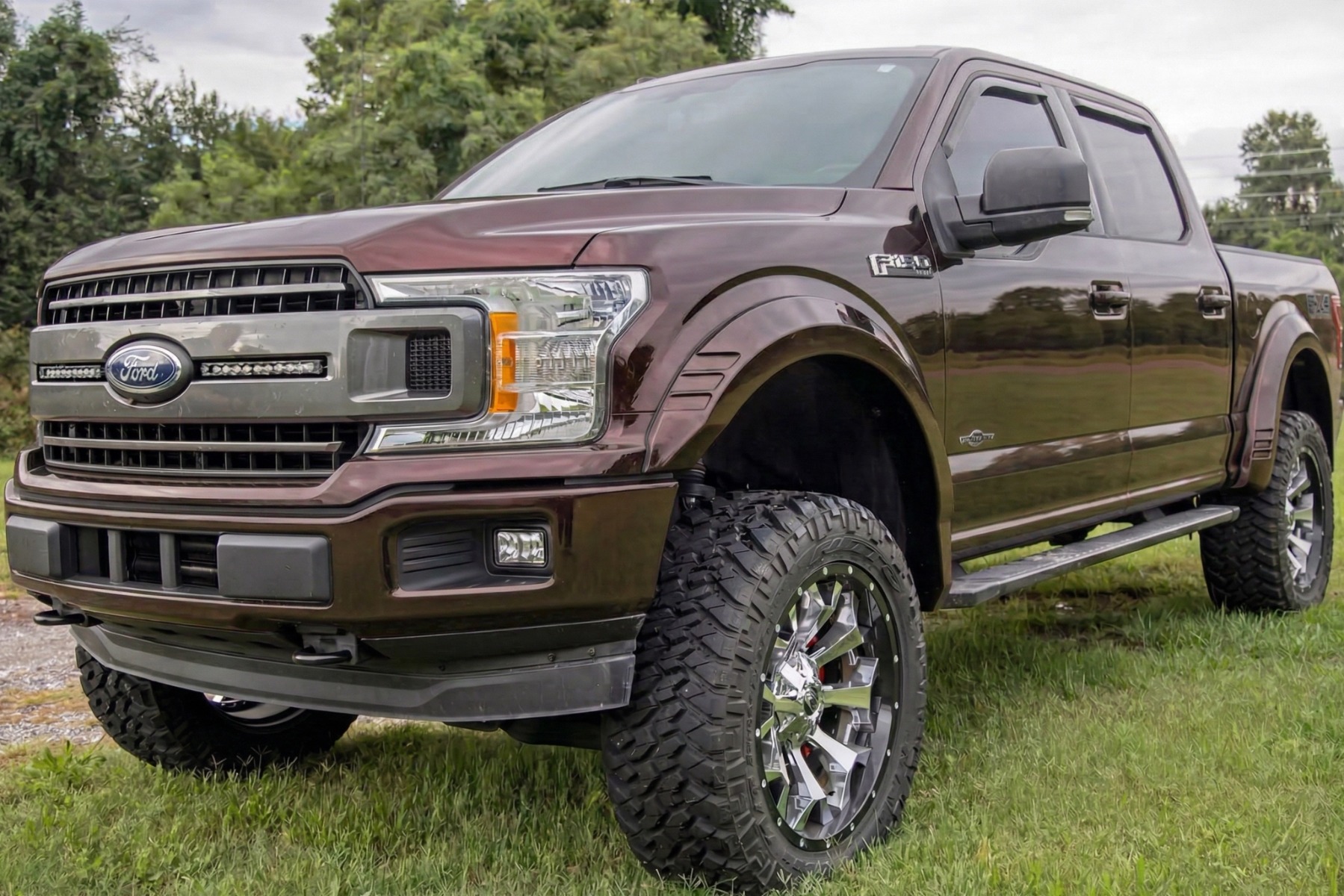 SF1 Fender Flares | E2 Magma Red | Ford F-150 2WD/4WD (2018-2020) — view 6