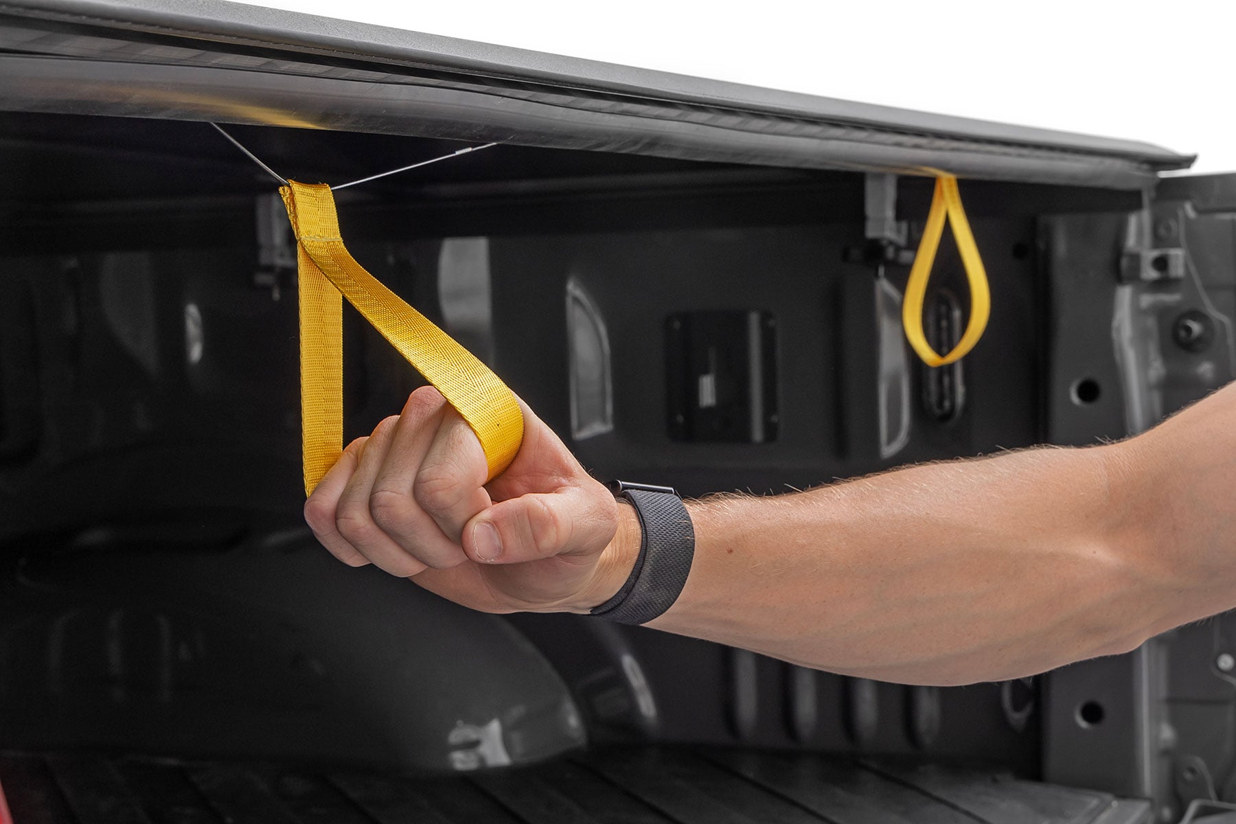 Soft Roll Up Bed Cover | 6'7" Bed | Ford F-150/F-150 Lightning/Raptor  (15-26) — view 2