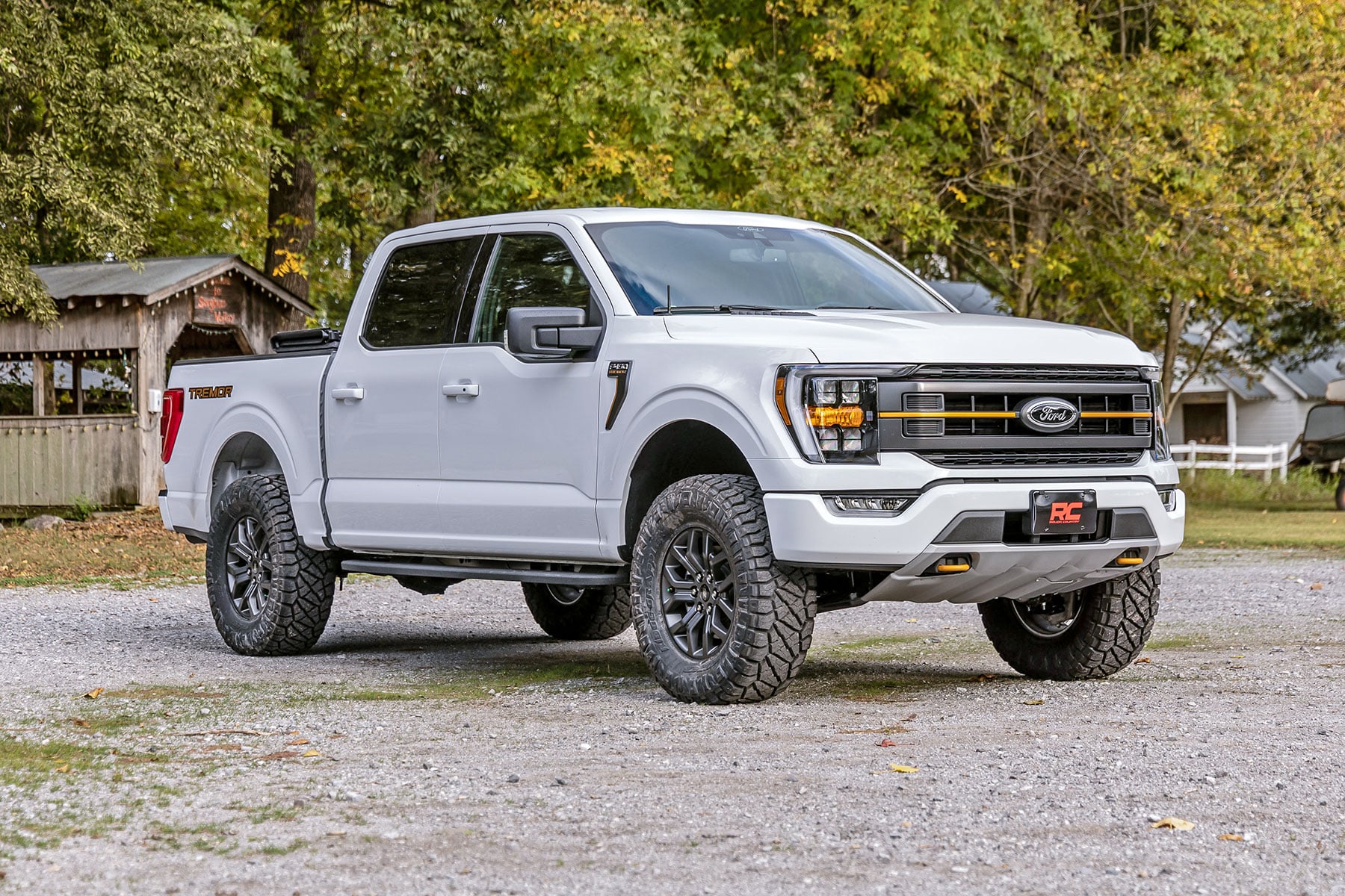 2.5 Inch Lift Kit | M1 Struts | Ford F-150 Tremor 4WD (2021-2026) — view 3