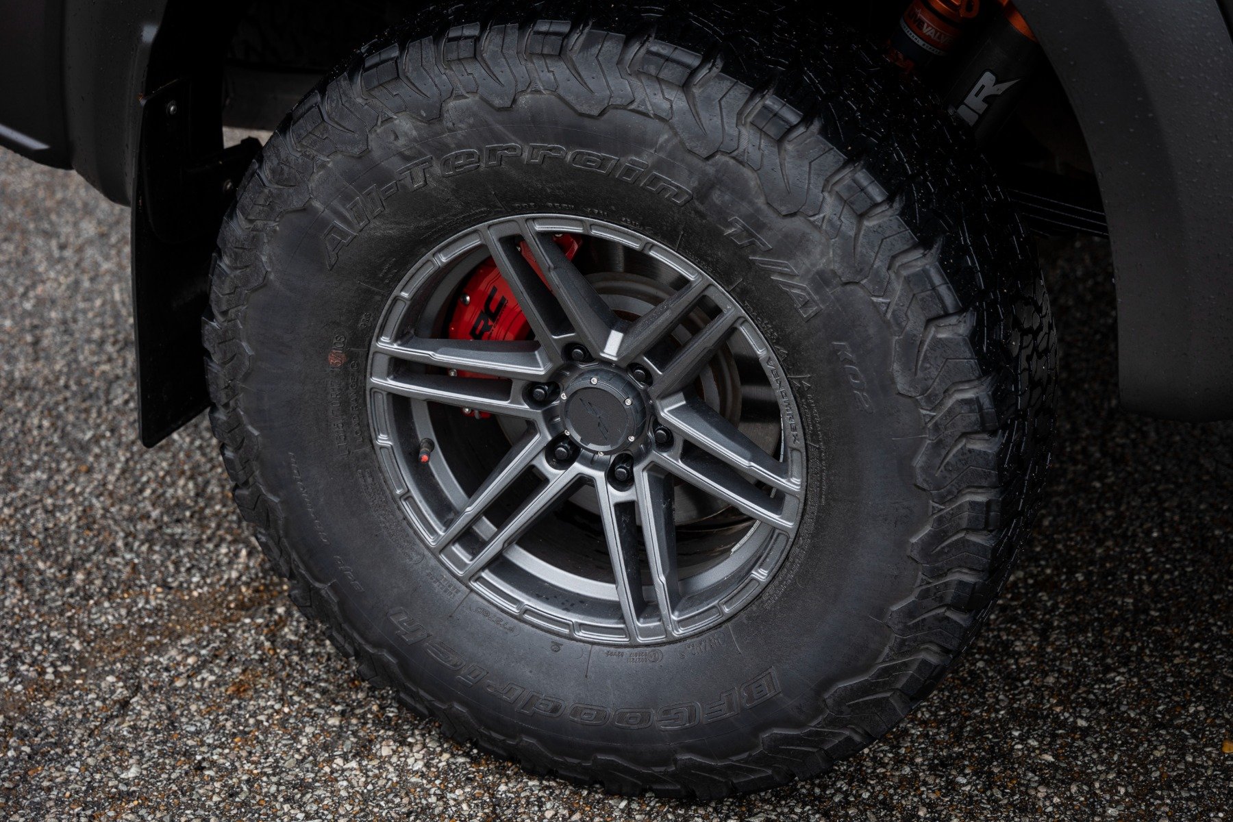 Caliper Covers | Rear | Red | Mech Brake | Ford Expedition/F-150/Raptor — view 5
