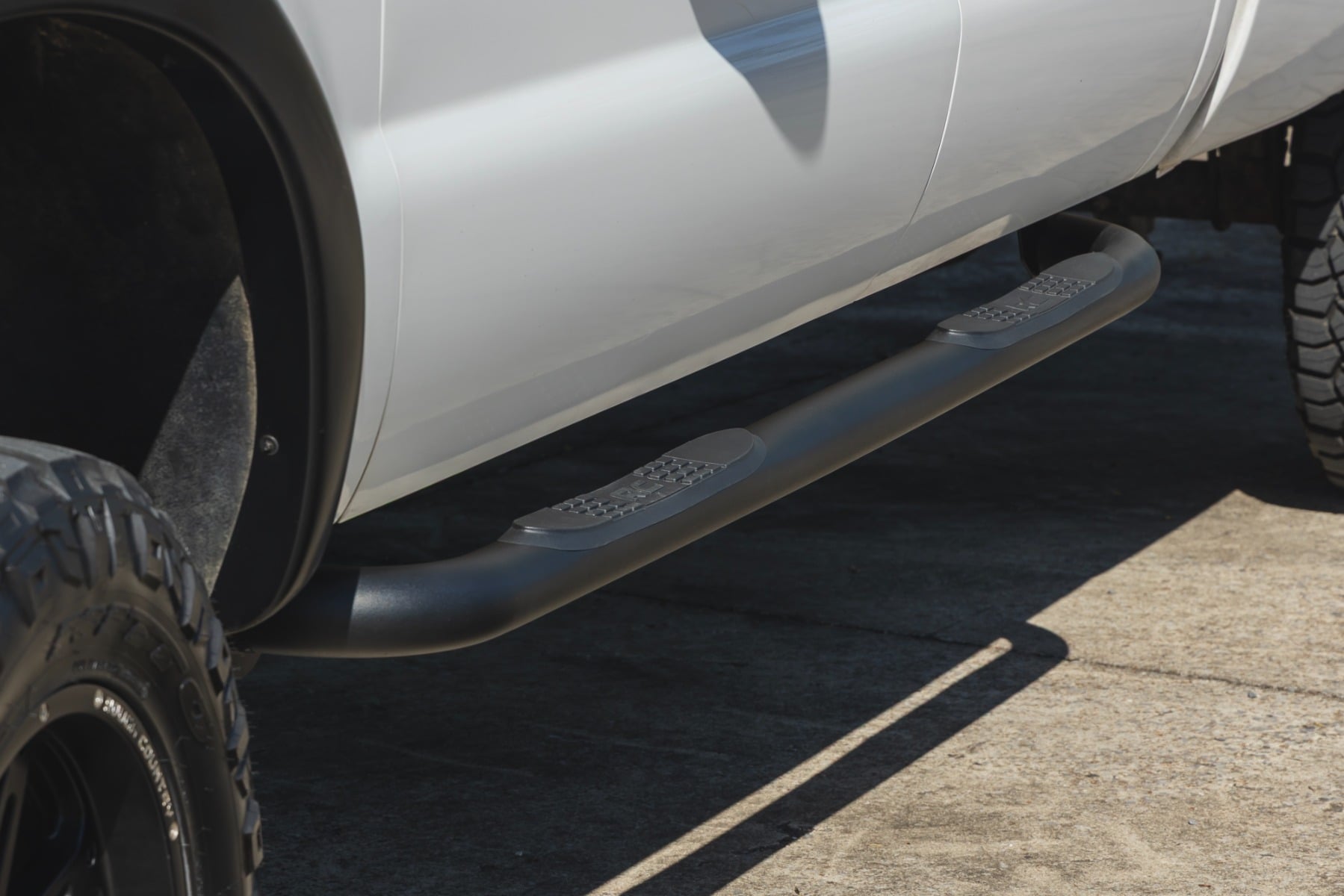Nerf Steps | 3-Inch Tube | Crew Cab | Ford F-250/F-350 Super Duty (99-16) — view 5