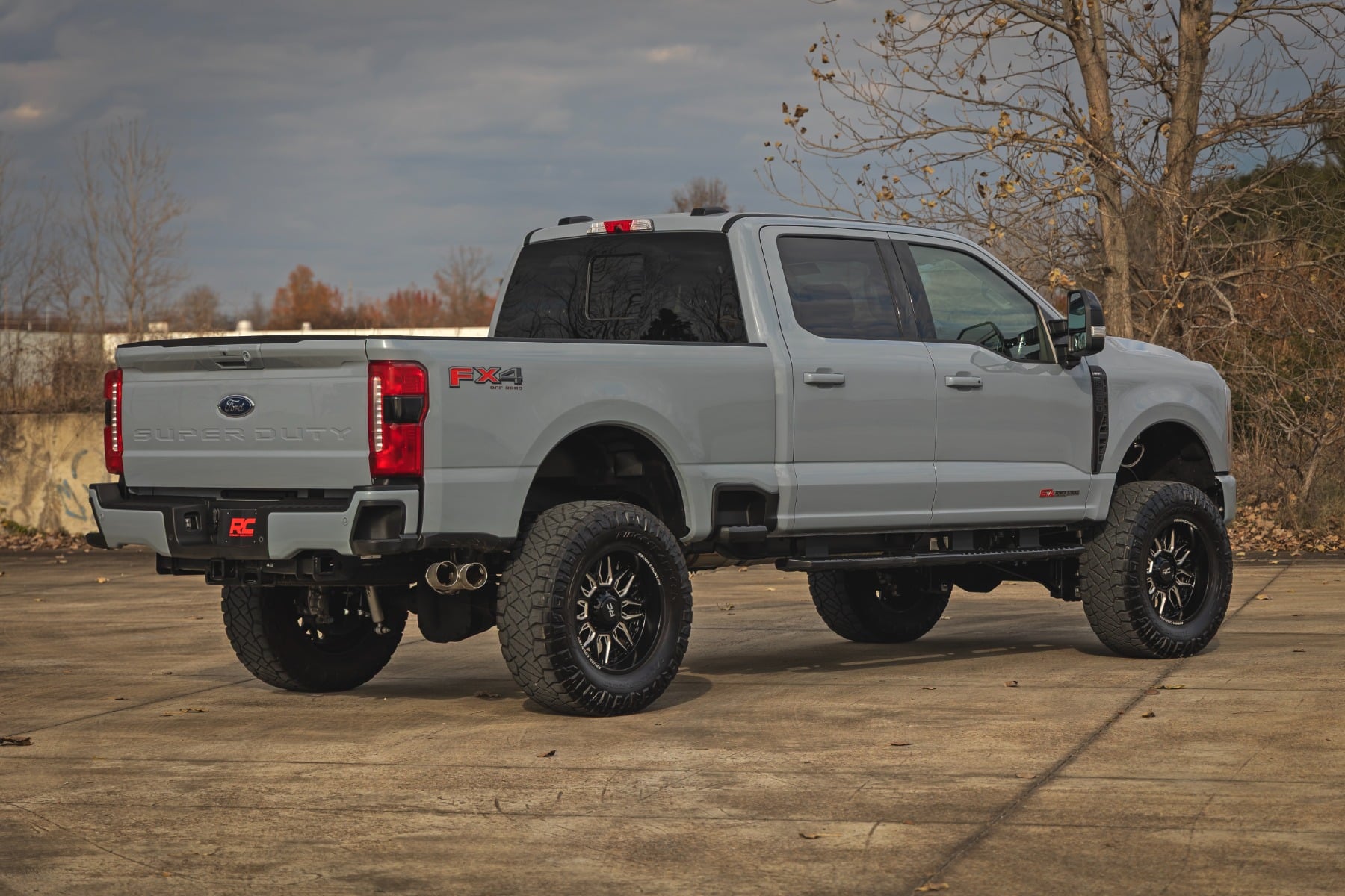4.5 Inch Lift Kit | Radius Arm | Diesel | Ford F-250/F-350 Super Duty (23-26) — view 5