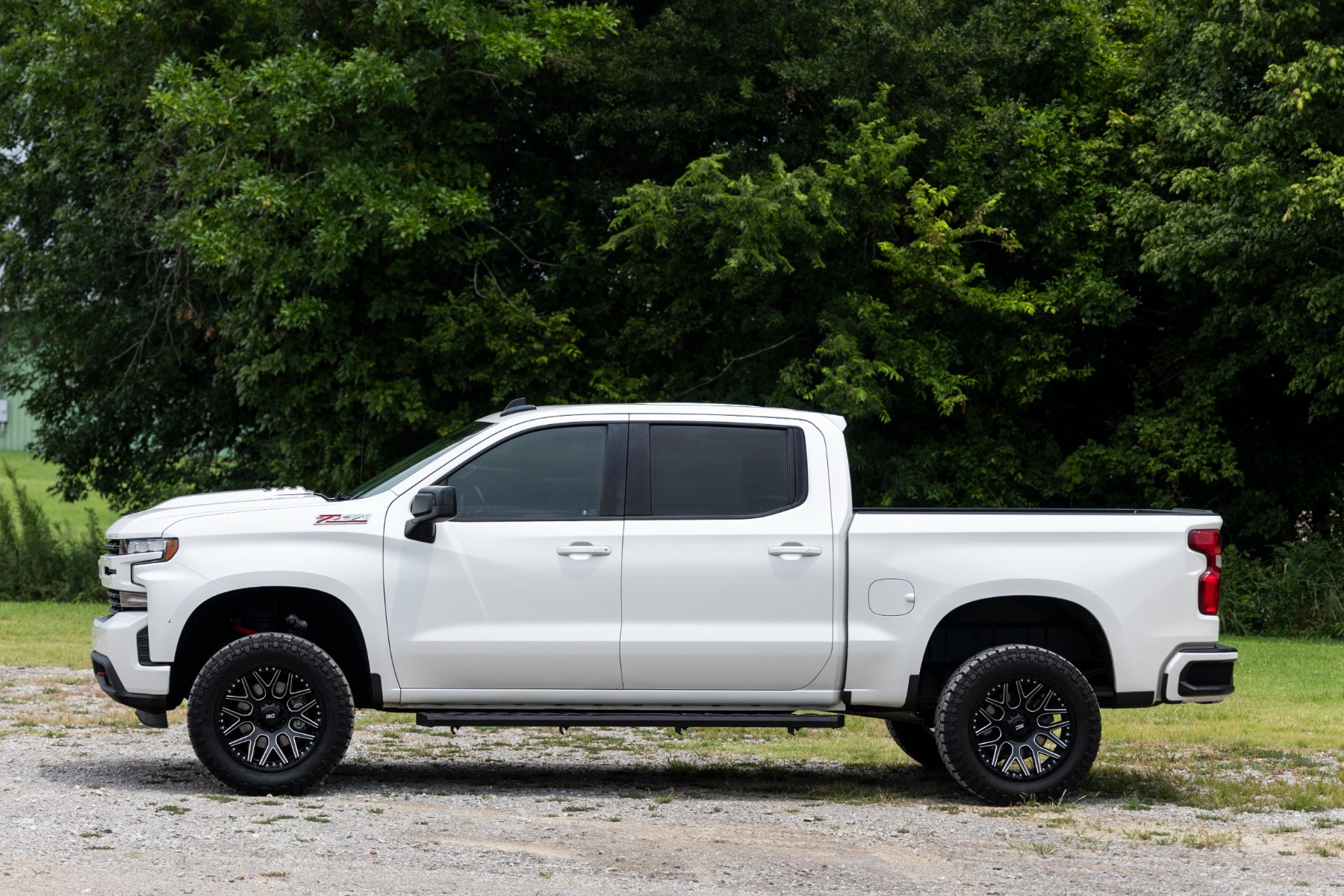 Hood Scoop | GAZ Summit White | Chevy Silverado 1500 2WD/4WD (2019-2026) view 5