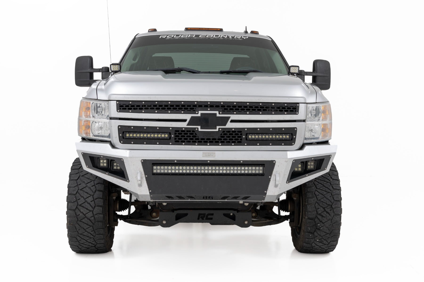 LED Light Kit | Ditch Mount |  3" OSRAM | Wide | Chevy 1500 & Chevy/GMC 2500HD/3500HD (07-14) — view 2