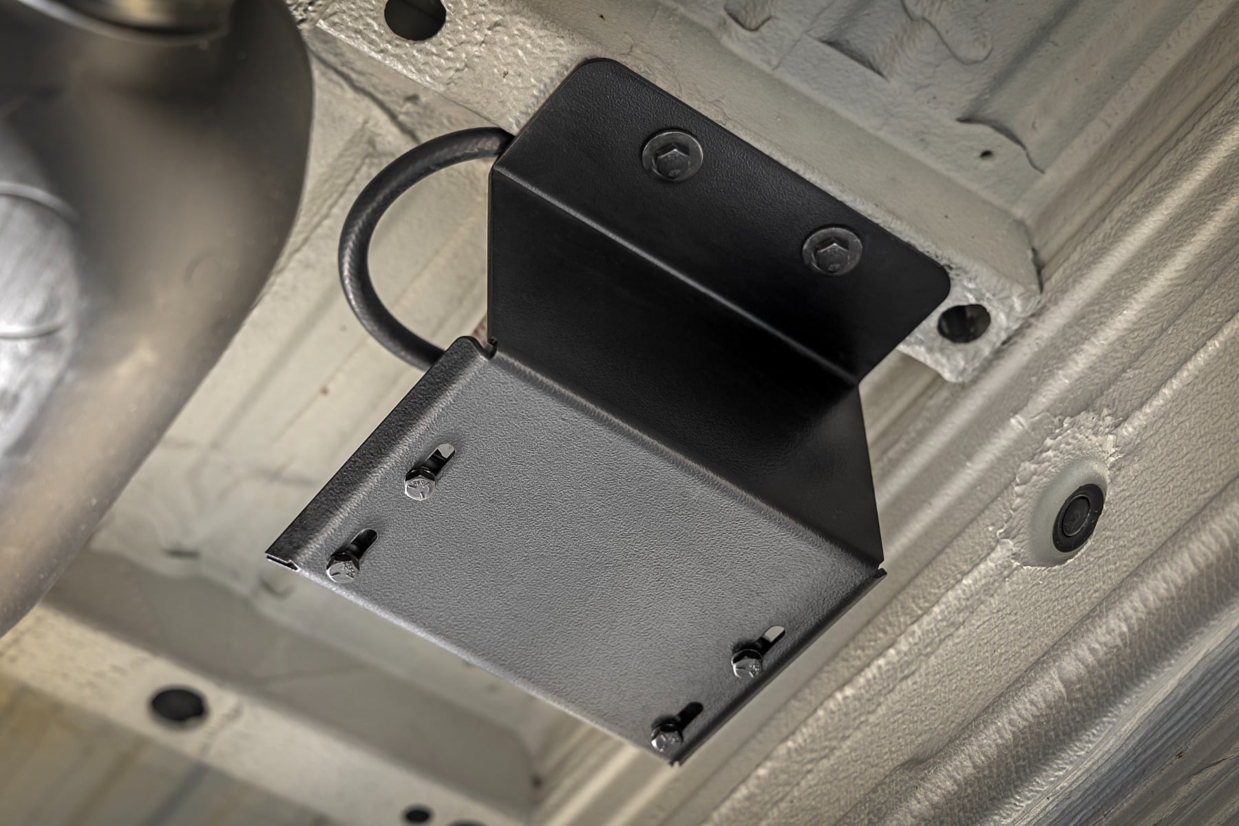 Compressor Mounting Kit | Mercedes-Benz Sprinter 2500/Sprinter 3500XD  (19-26) — view 2