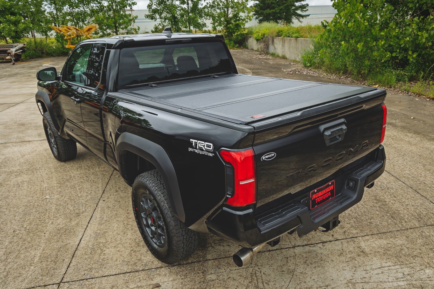 Hard Tri-Fold Flip Up Bed Cover | 6' Bed | Toyota Tacoma 2WD/4WD (2024-2026) — view 6