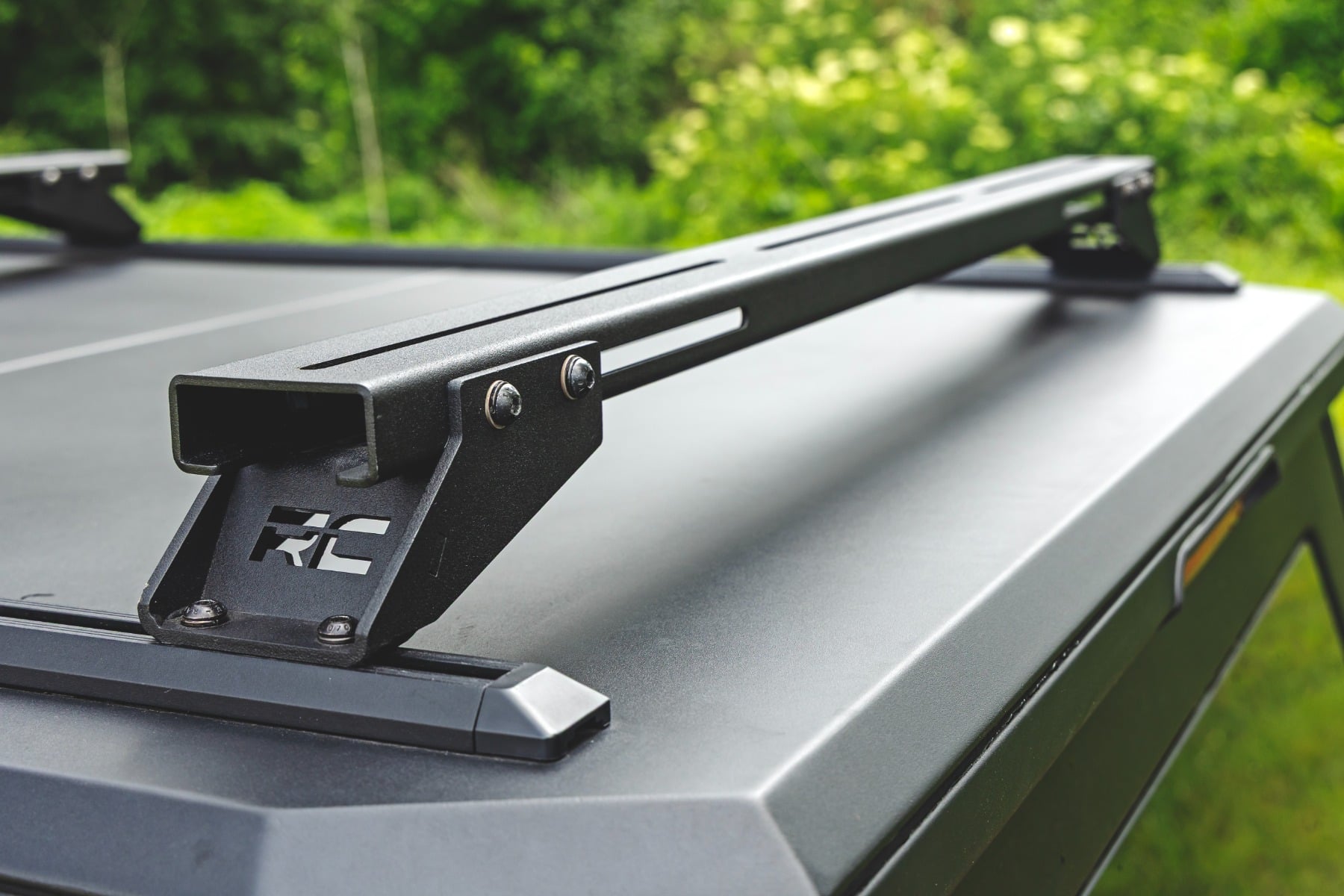 Adjustable Crossbars | Universal T-Slot | Bed Cap — view 6