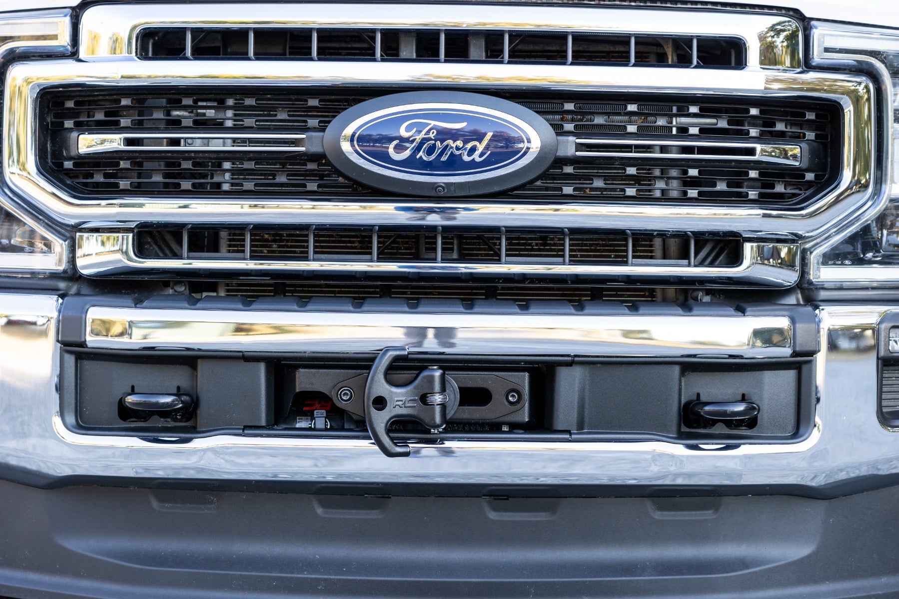Hidden Winch Mount | Ford F-250/F-350 Super Duty 2WD/4WD (2020-2022) — view 6