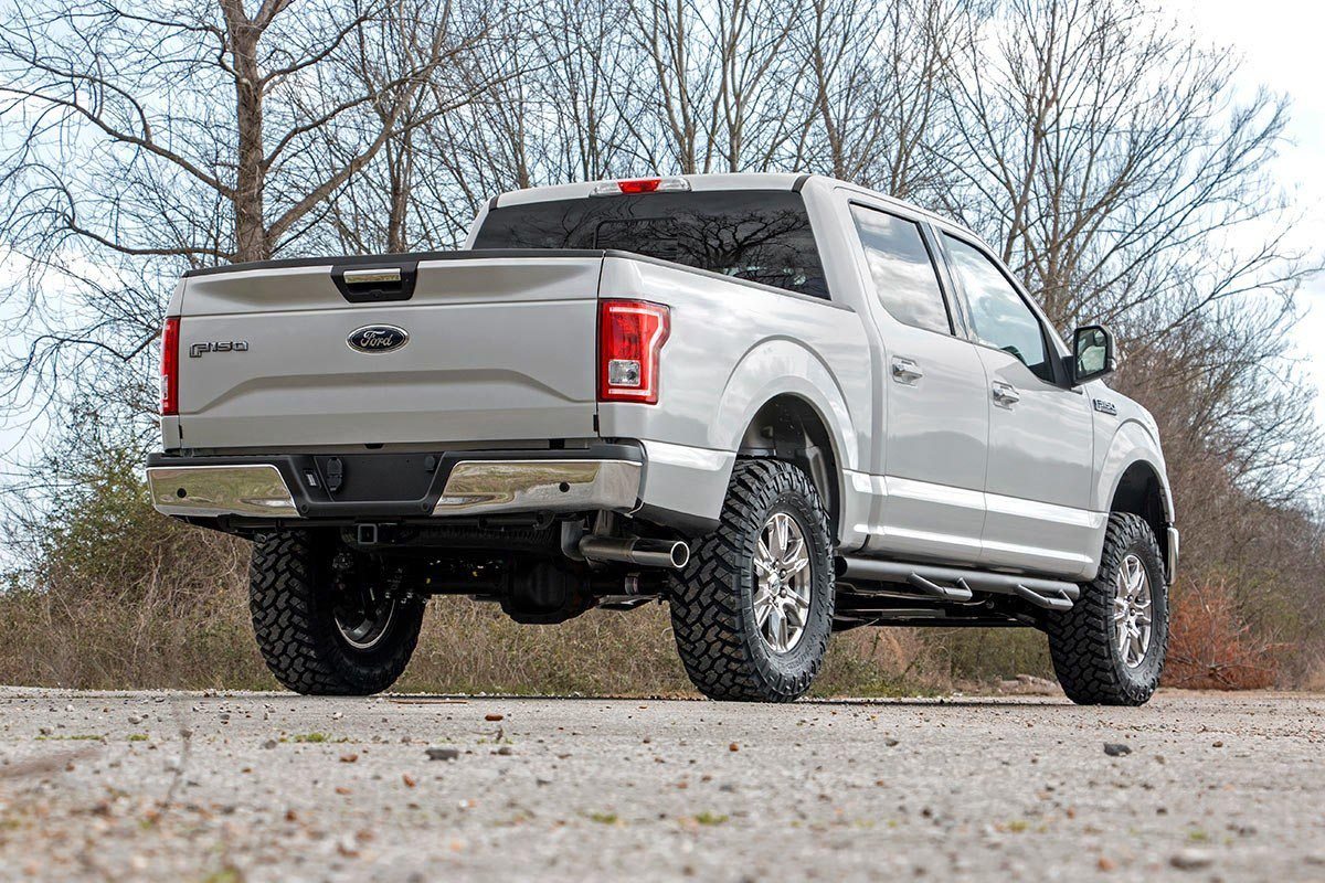 Rough Country 3 Inch Lift Kit | Ford F-150 4WD (2014-2020) view 5
